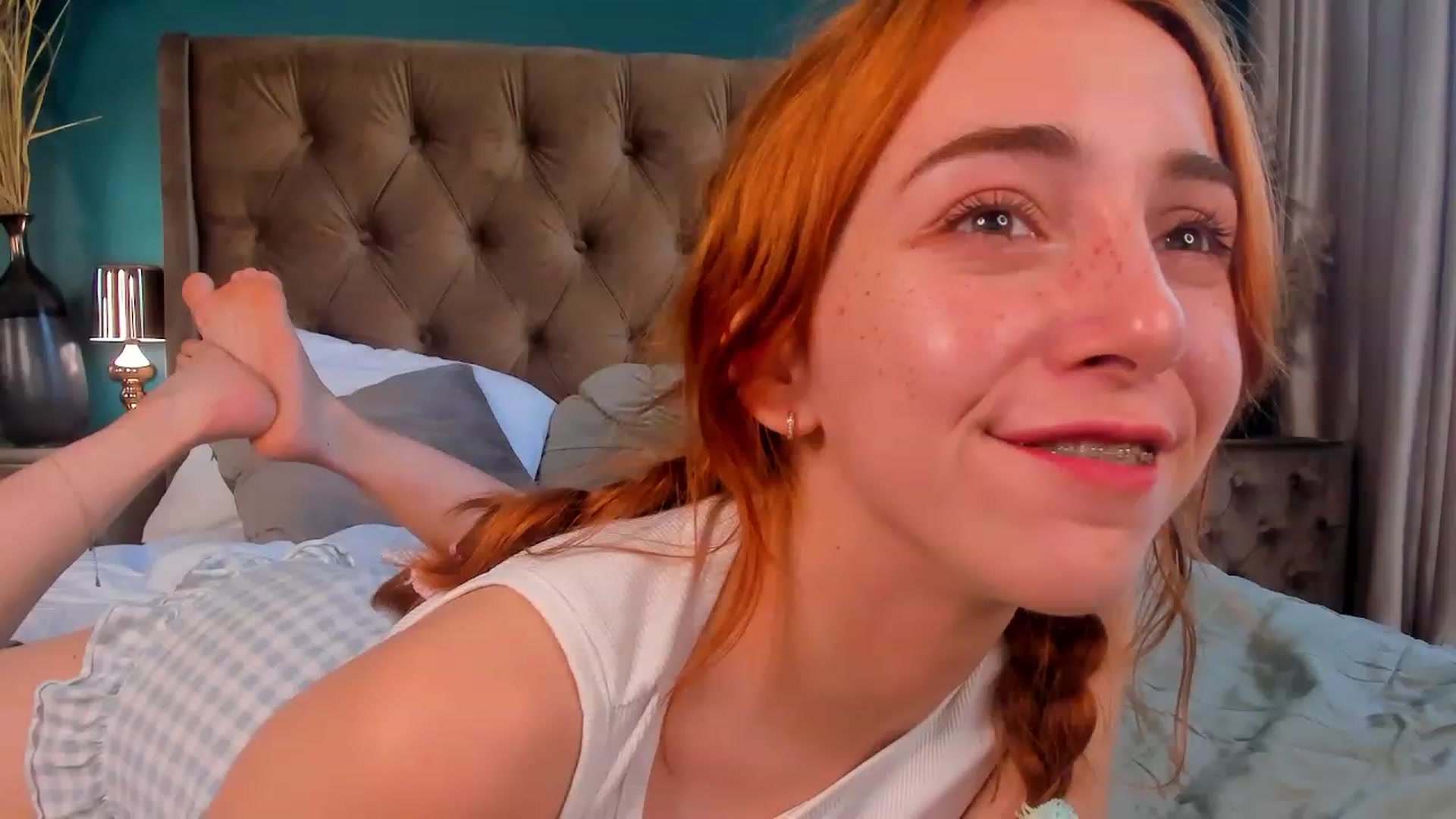 Gallery image thumbnail from ElsaYoung's myfreecams stream on, 07/29/2023, 11:06 image 5 of 20