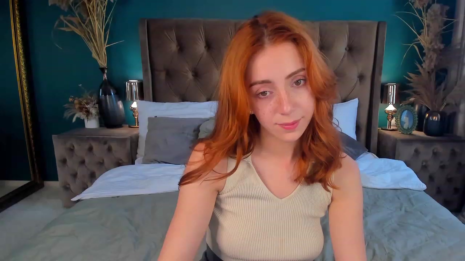 Gallery image thumbnail from ElsaYoung's myfreecams stream on, 07/30/2023, 14:36 image 7 of 20