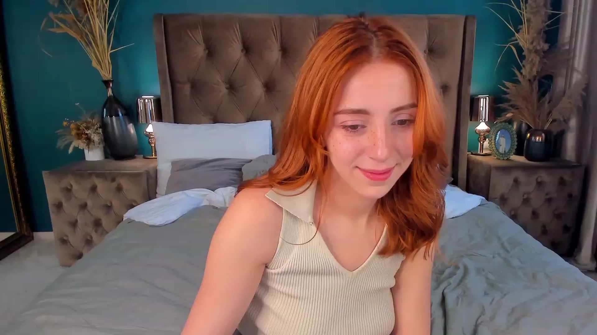 Gallery image thumbnail from ElsaYoung's myfreecams stream on, 07/30/2023, 15:24 image 13 of 20