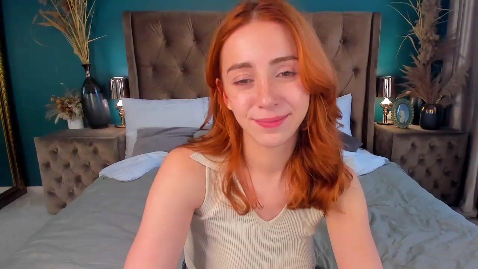 Gallery image thumbnail from ElsaYoung's myfreecams stream on, 07/30/2023, 15:24 image 12 of 20