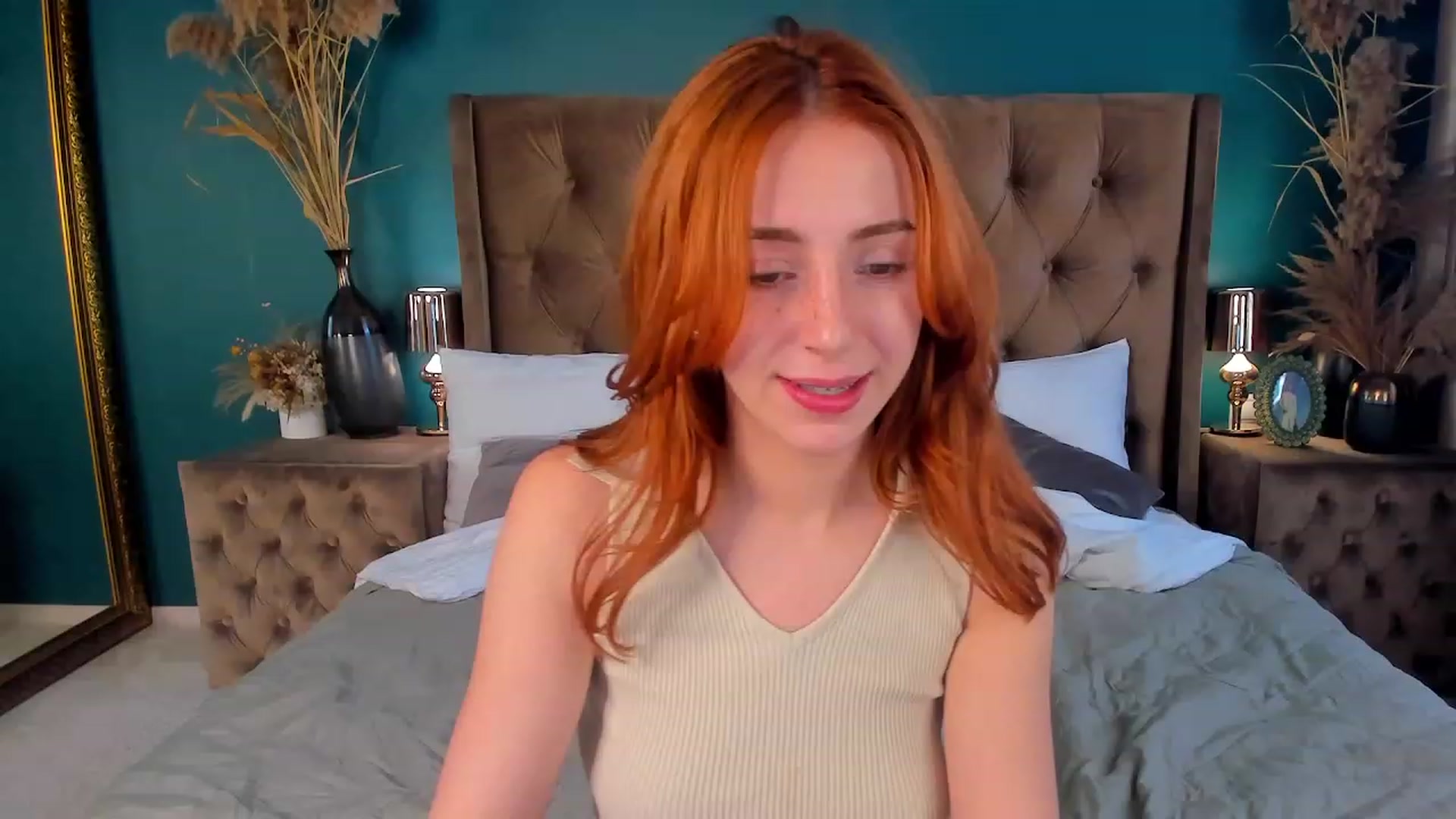 Gallery image thumbnail from ElsaYoung's myfreecams stream on, 07/30/2023, 15:24 image 18 of 20