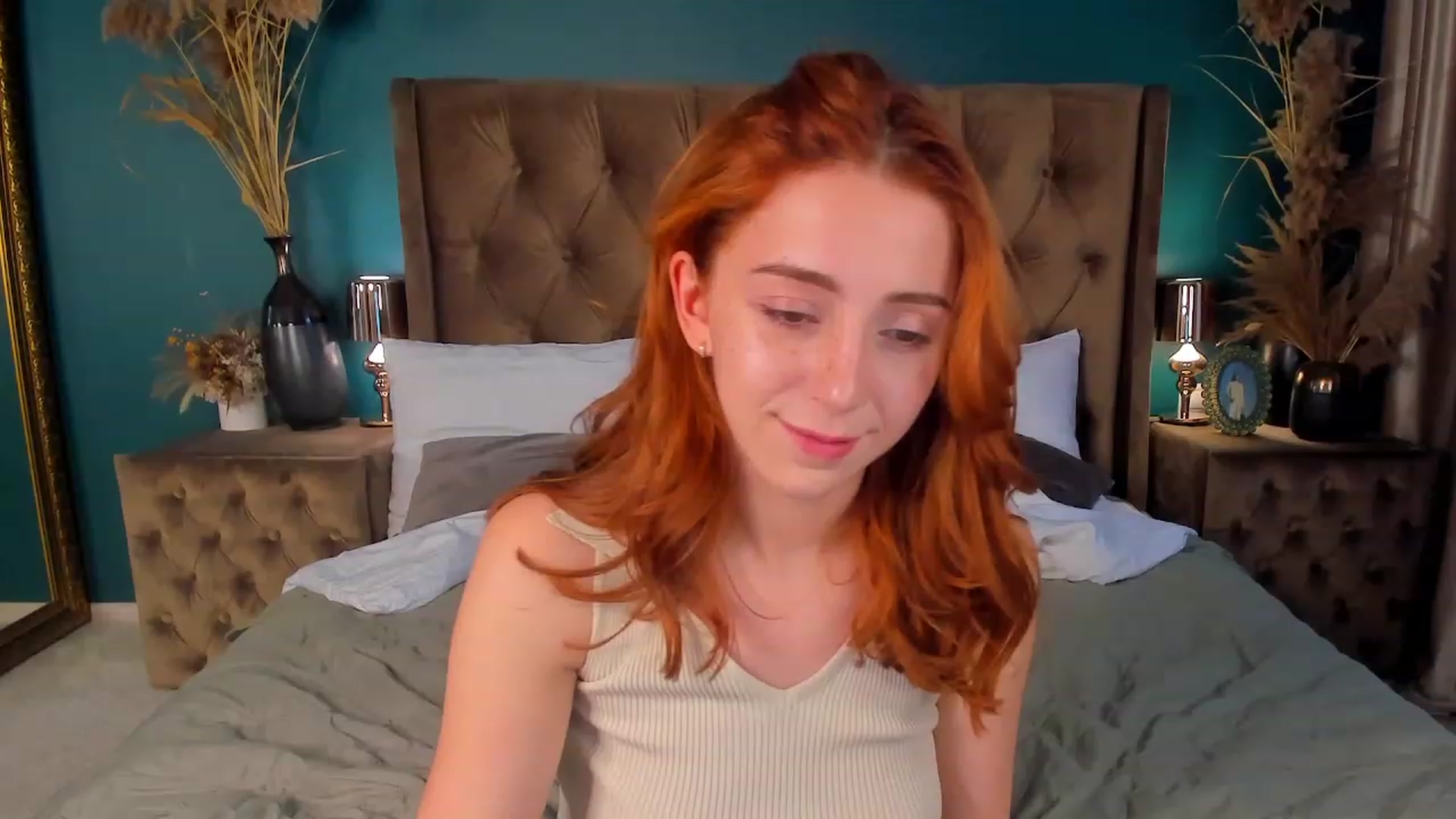 Gallery image thumbnail from ElsaYoung's myfreecams stream on, 07/30/2023, 16:28 image 19 of 20