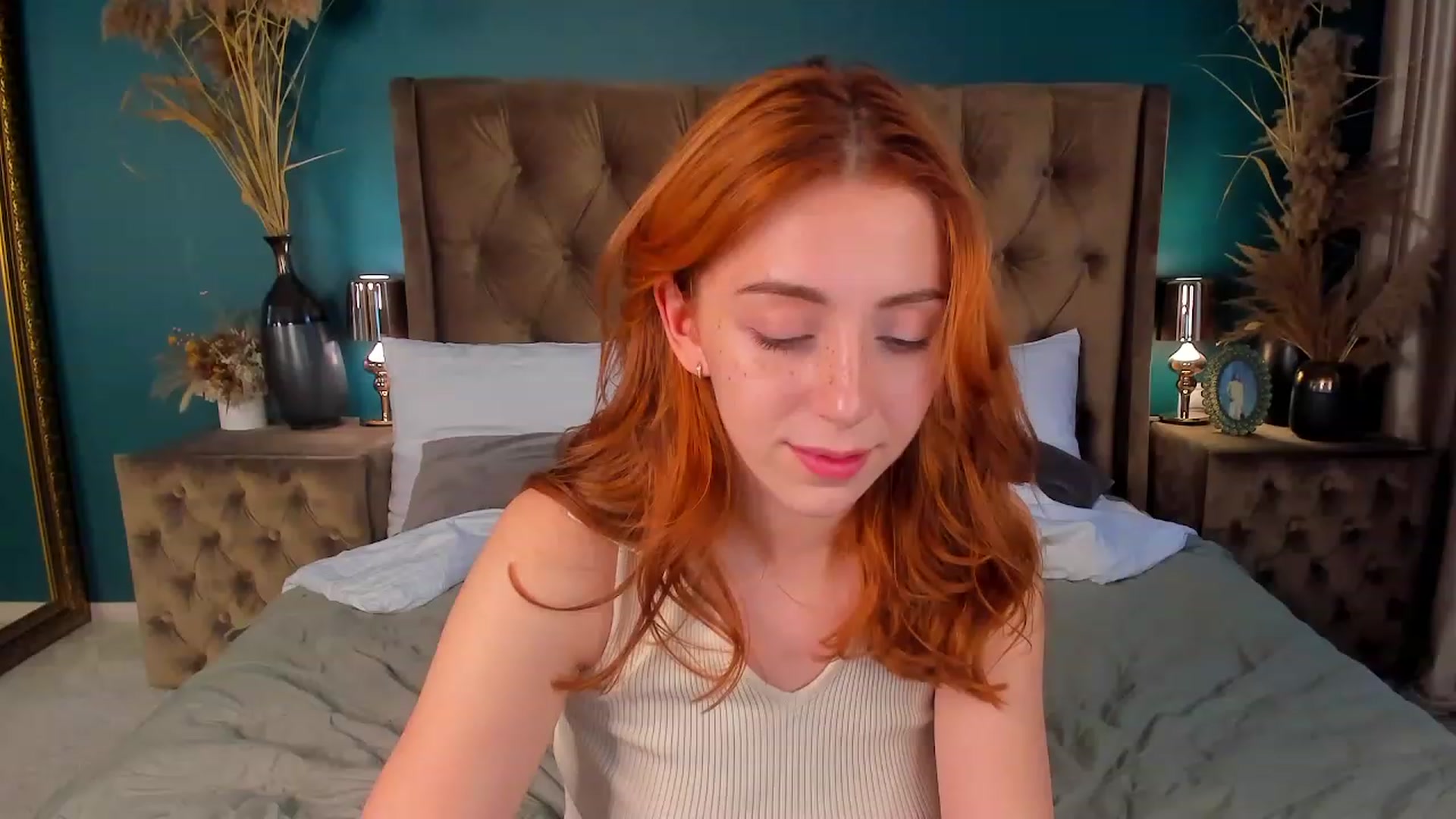 Gallery image thumbnail from ElsaYoung's myfreecams stream on, 07/30/2023, 16:28 image 11 of 20