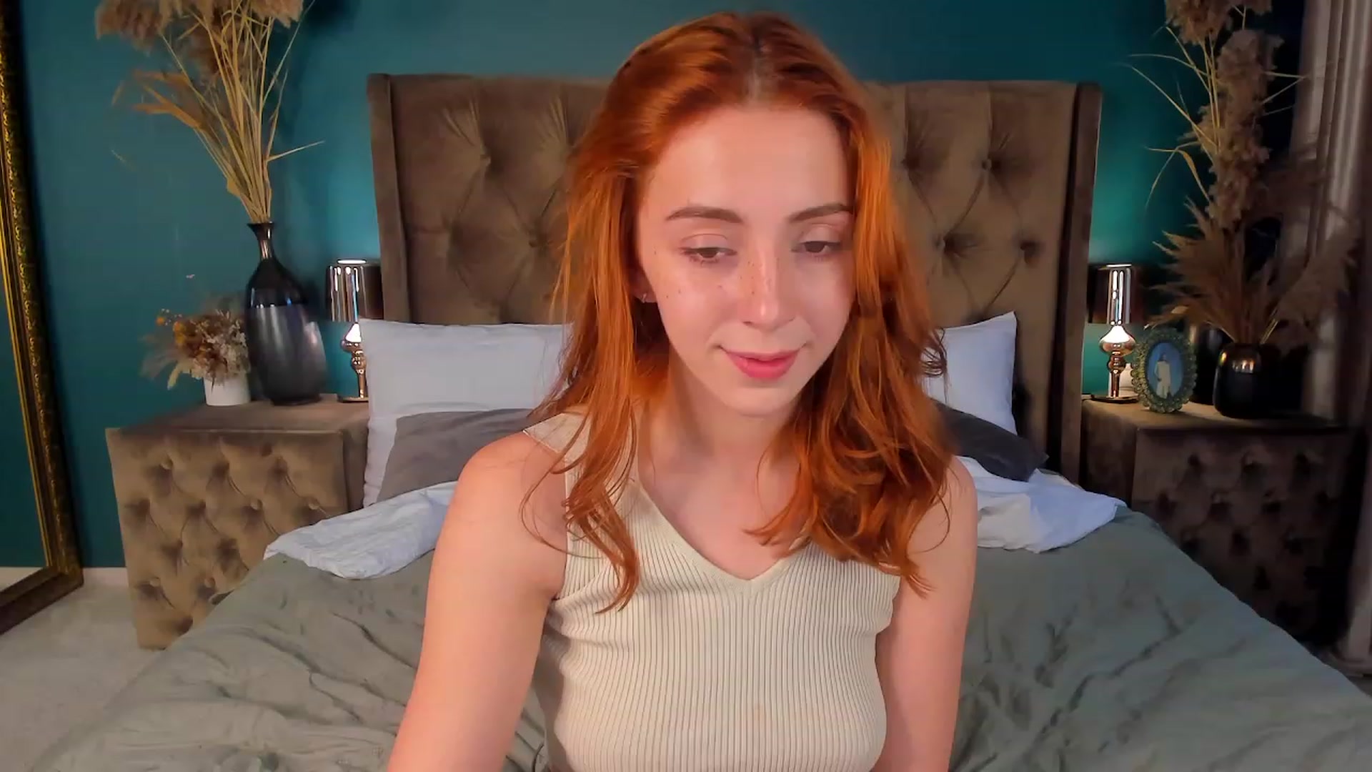 Gallery image thumbnail from ElsaYoung's myfreecams stream on, 07/30/2023, 16:28 image 3 of 20