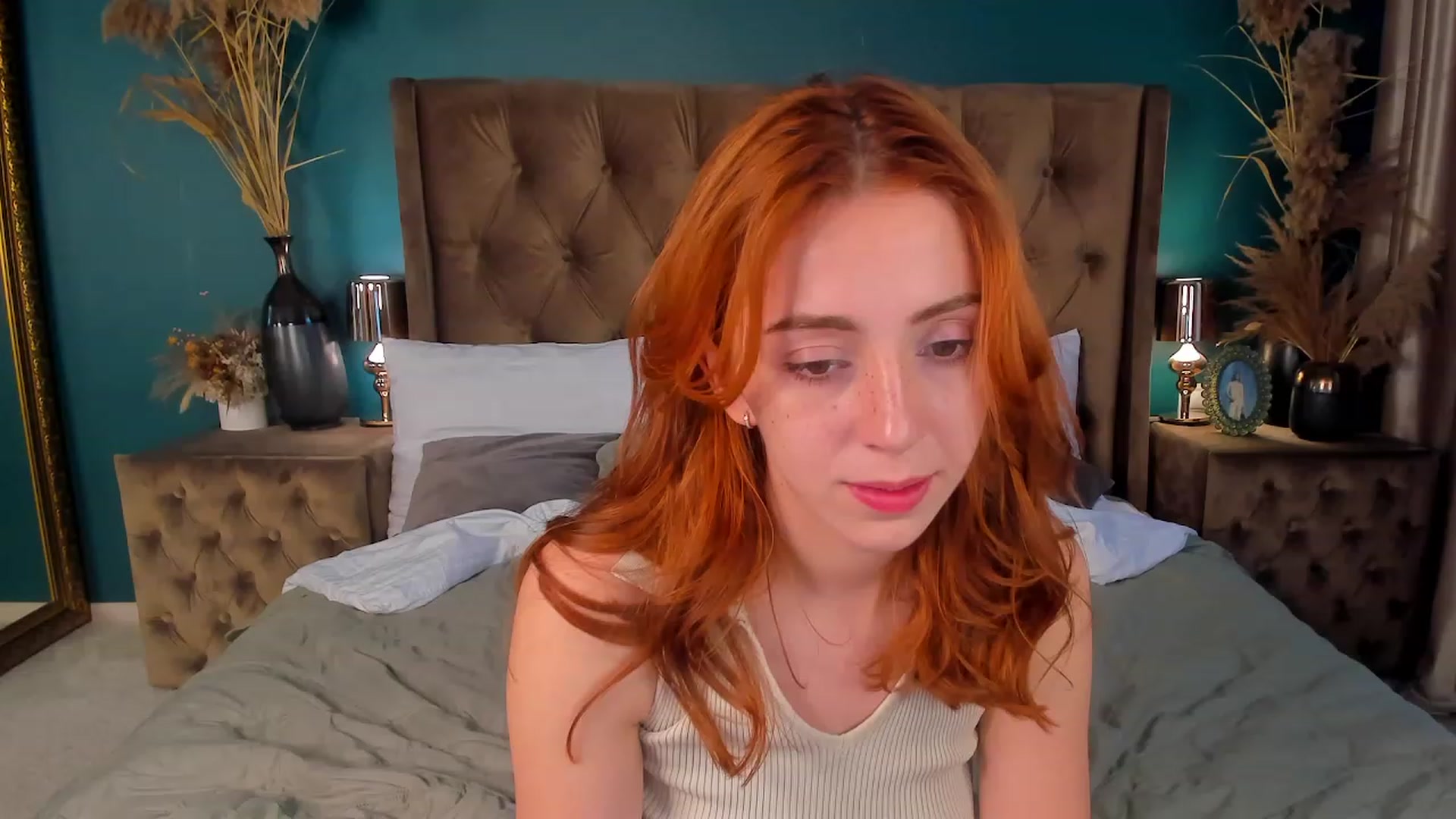 Gallery image thumbnail from ElsaYoung's myfreecams stream on, 07/30/2023, 16:28 image 15 of 20