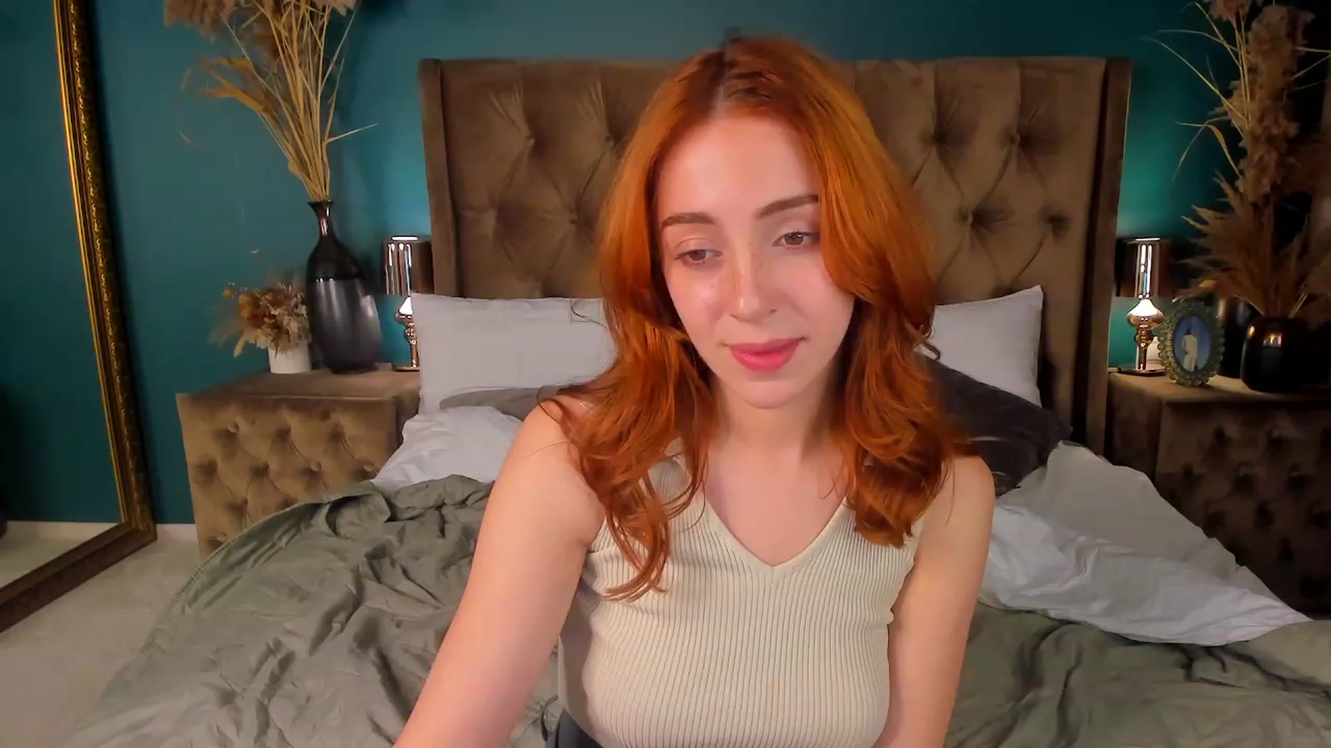 Gallery image thumbnail from ElsaYoung's myfreecams stream on, 07/30/2023, 18:39 image 10 of 20