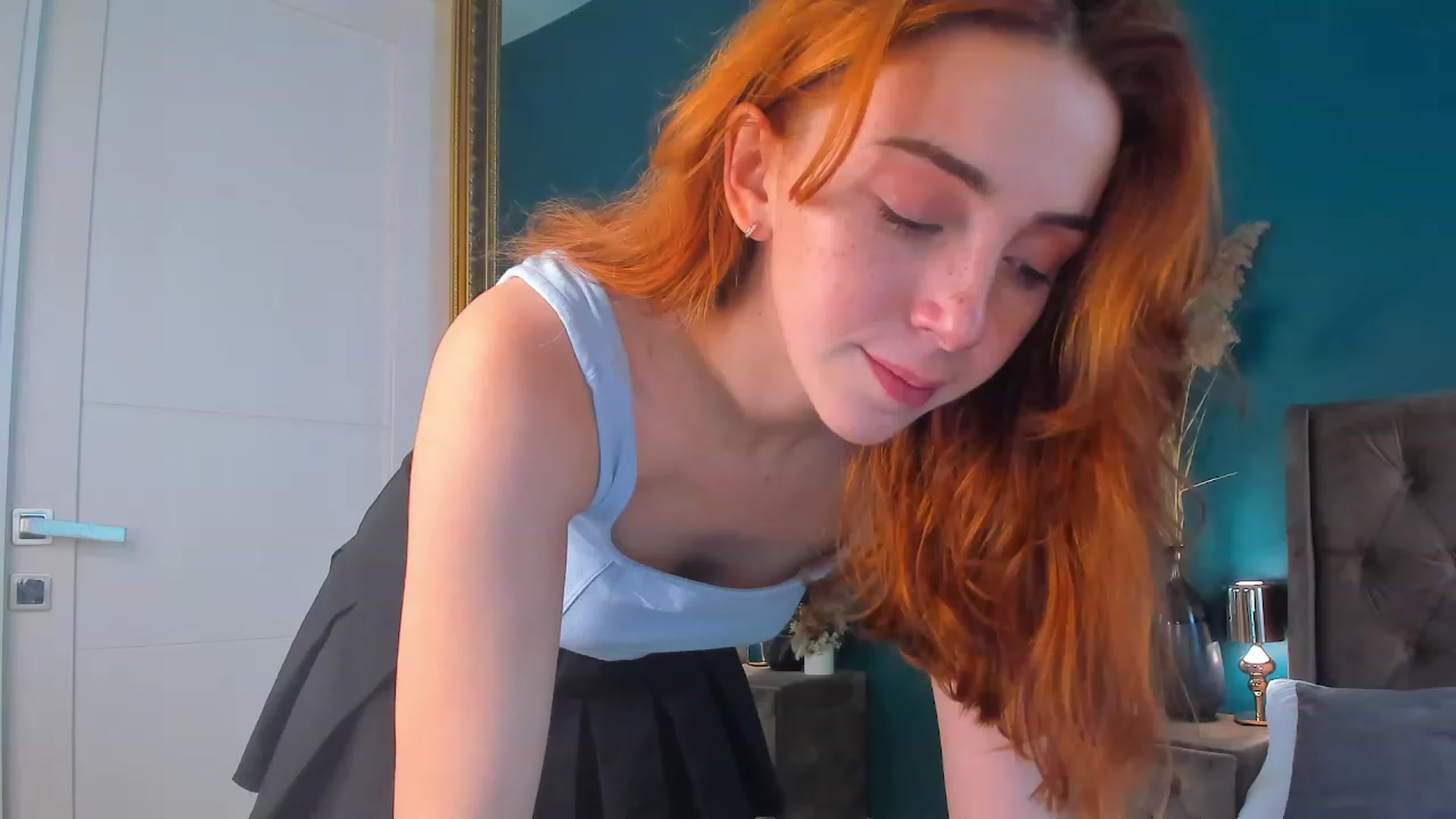 Gallery image thumbnail from ElsaYoung's myfreecams stream on, 08/04/2023, 13:07 image 19 of 20