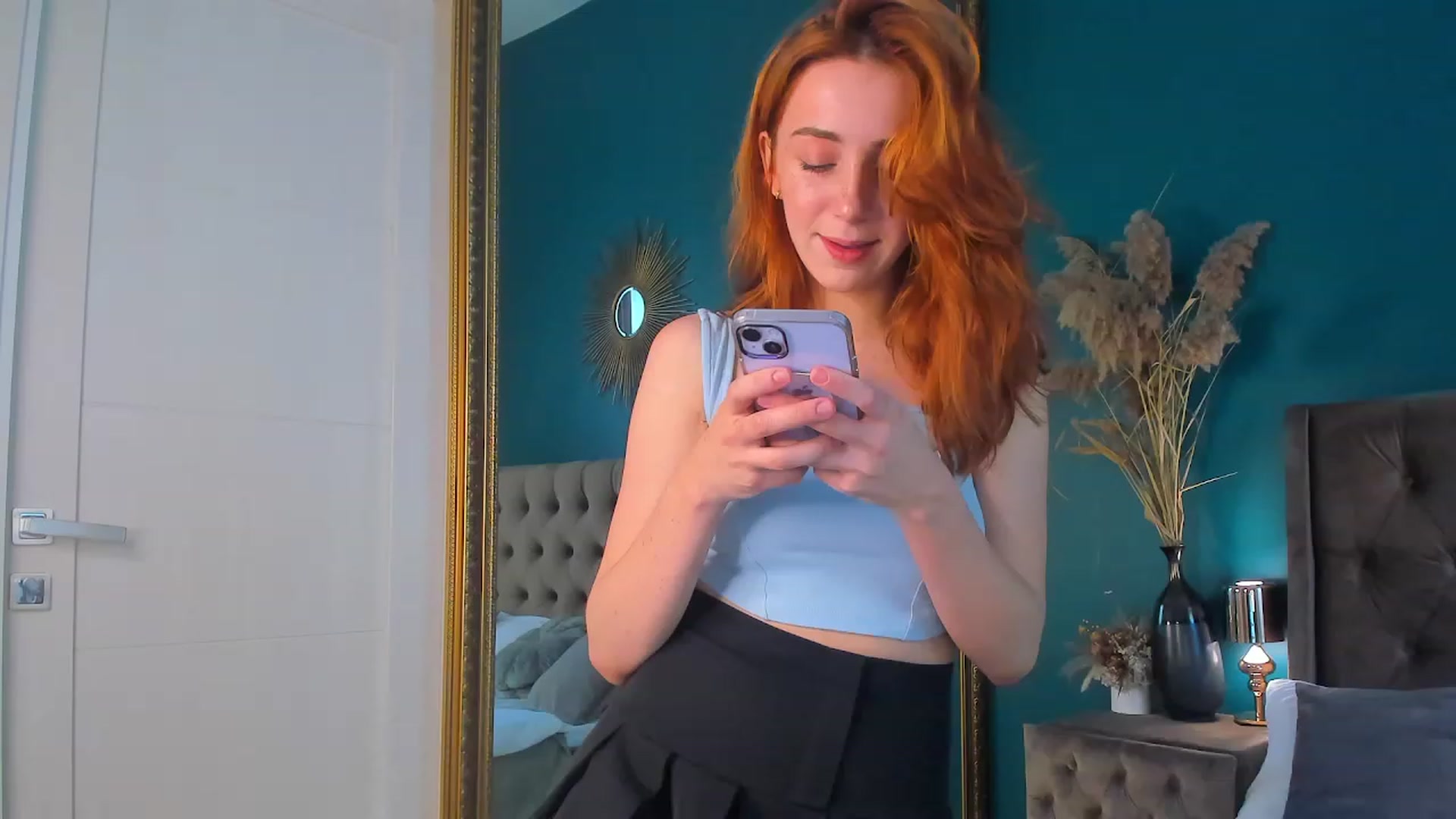 Gallery image thumbnail from ElsaYoung's myfreecams stream on, 08/04/2023, 13:07 image 16 of 20