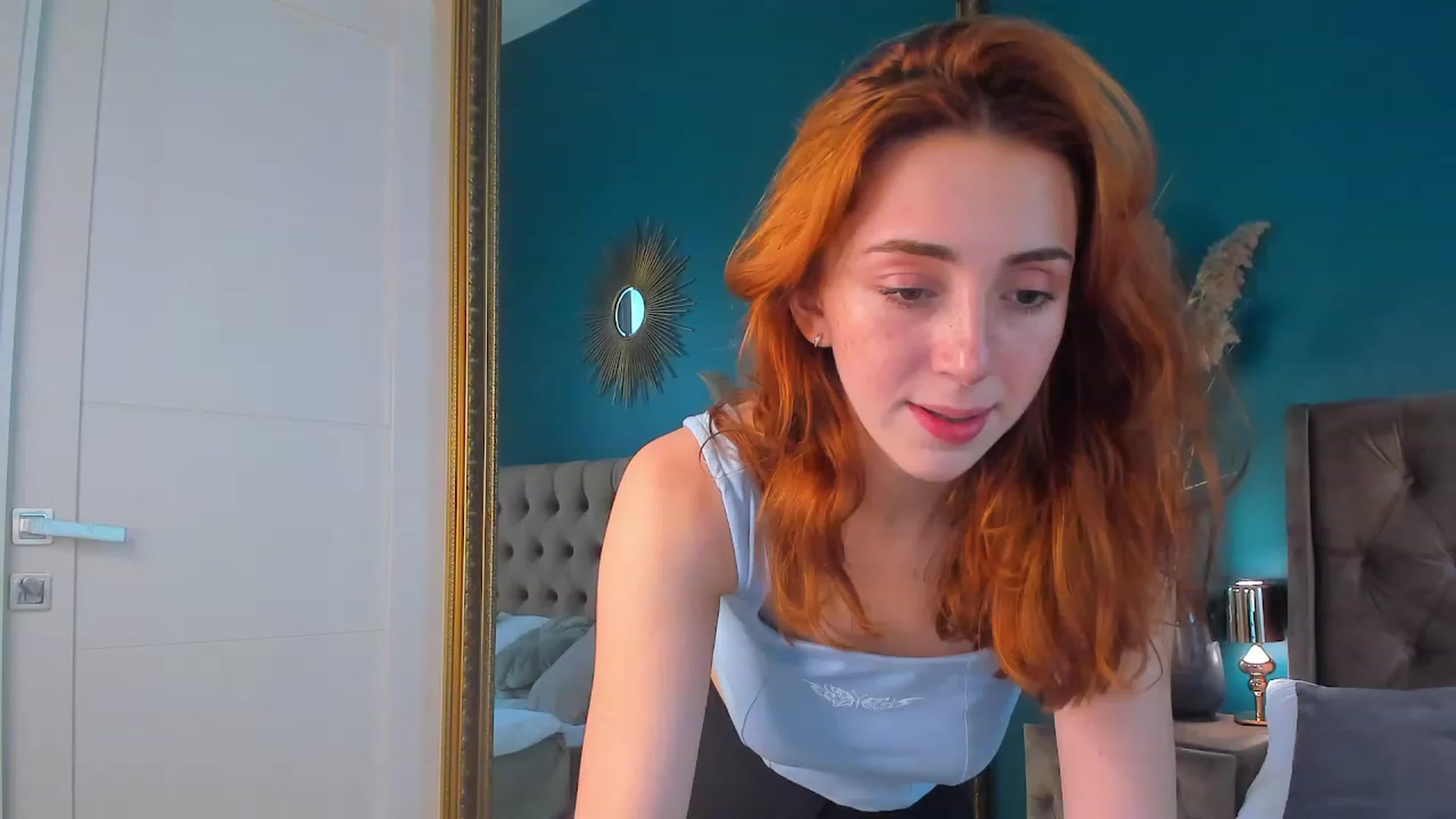 Gallery image thumbnail from ElsaYoung's myfreecams stream on, 08/04/2023, 13:07 image 17 of 20