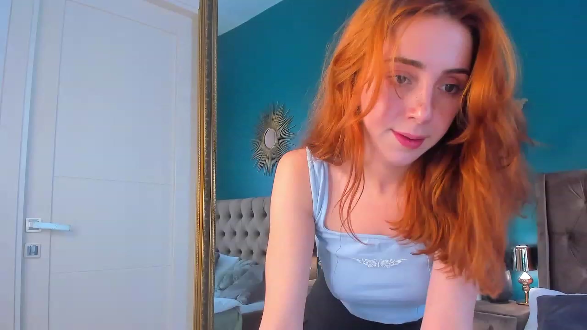 Gallery image thumbnail from ElsaYoung's myfreecams stream on, 08/04/2023, 14:11 image 10 of 20