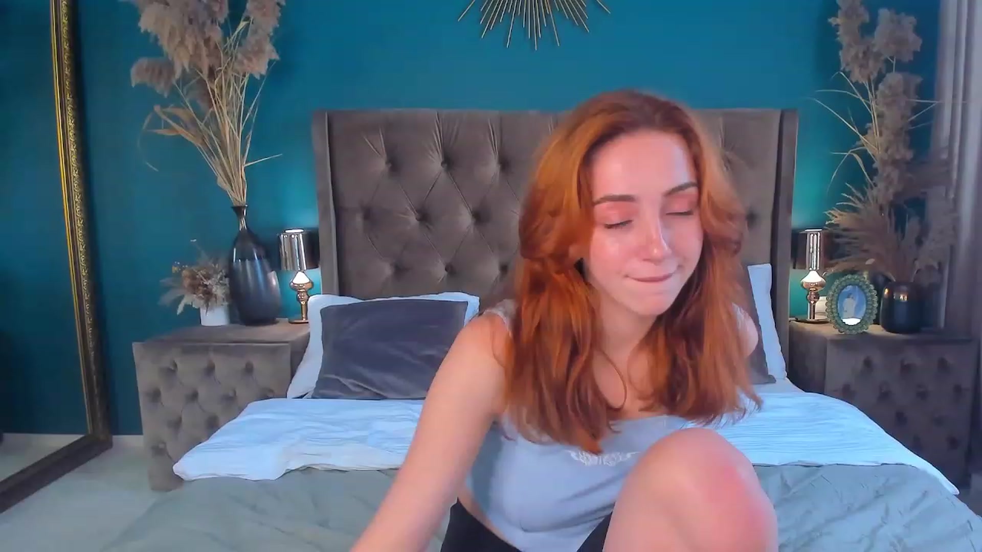 Gallery image thumbnail from ElsaYoung's myfreecams stream on, 08/04/2023, 14:11 image 2 of 20
