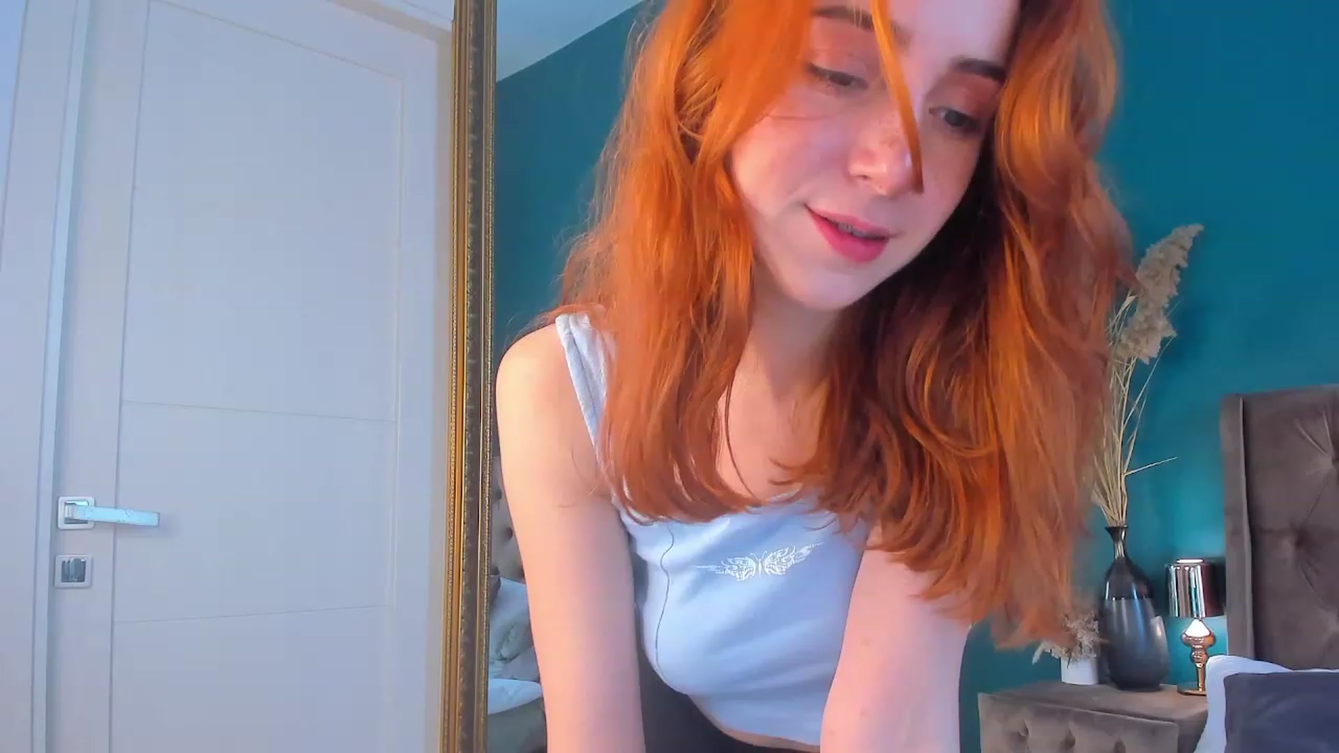 Gallery image thumbnail from ElsaYoung's myfreecams stream on, 08/04/2023, 14:11 image 11 of 20