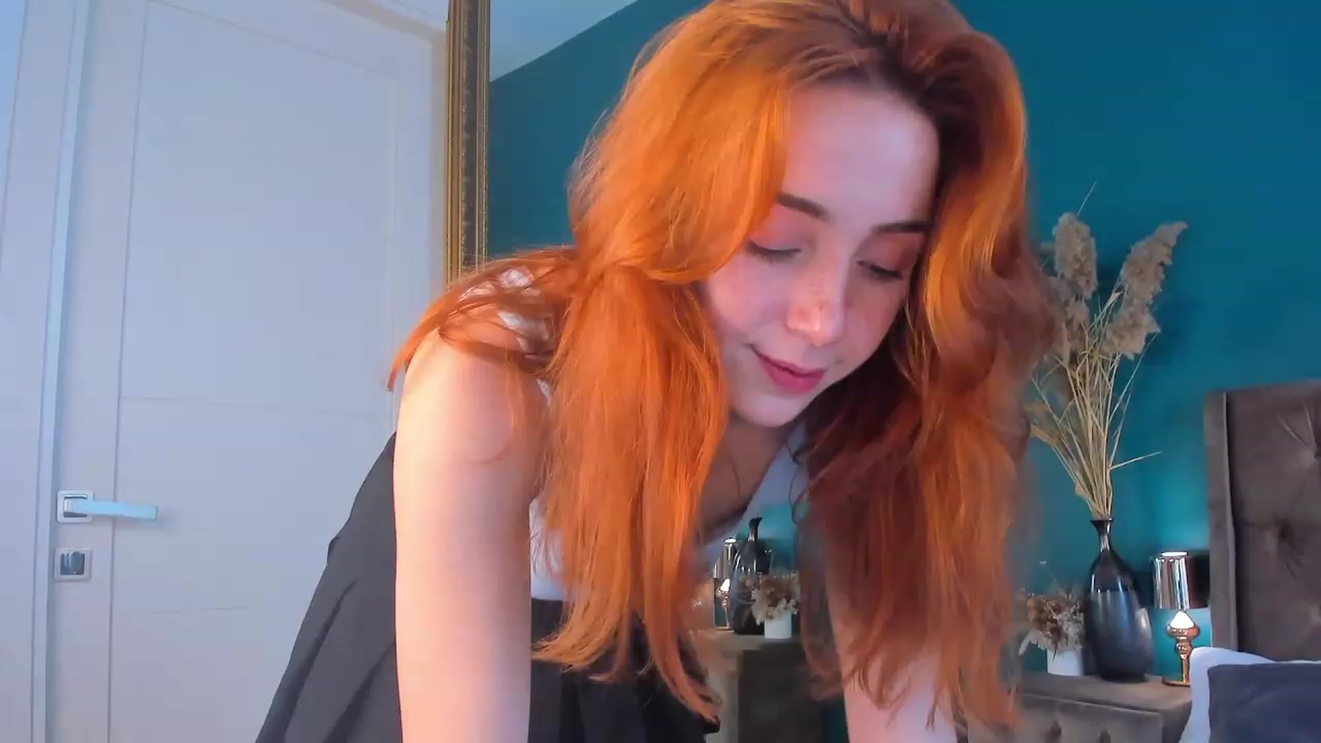 Gallery image thumbnail from ElsaYoung's myfreecams stream on, 08/04/2023, 14:11 image 18 of 20