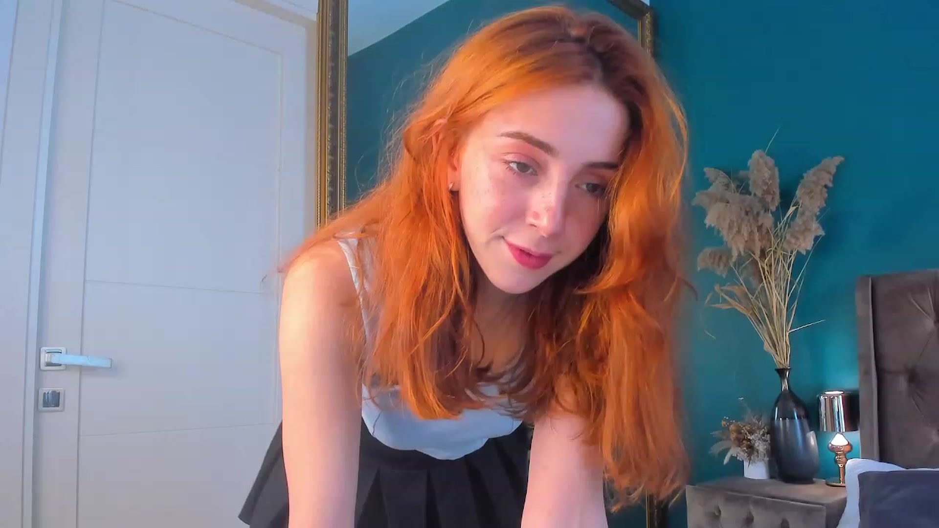 Gallery image thumbnail from ElsaYoung's myfreecams stream on, 08/04/2023, 14:11 image 6 of 20