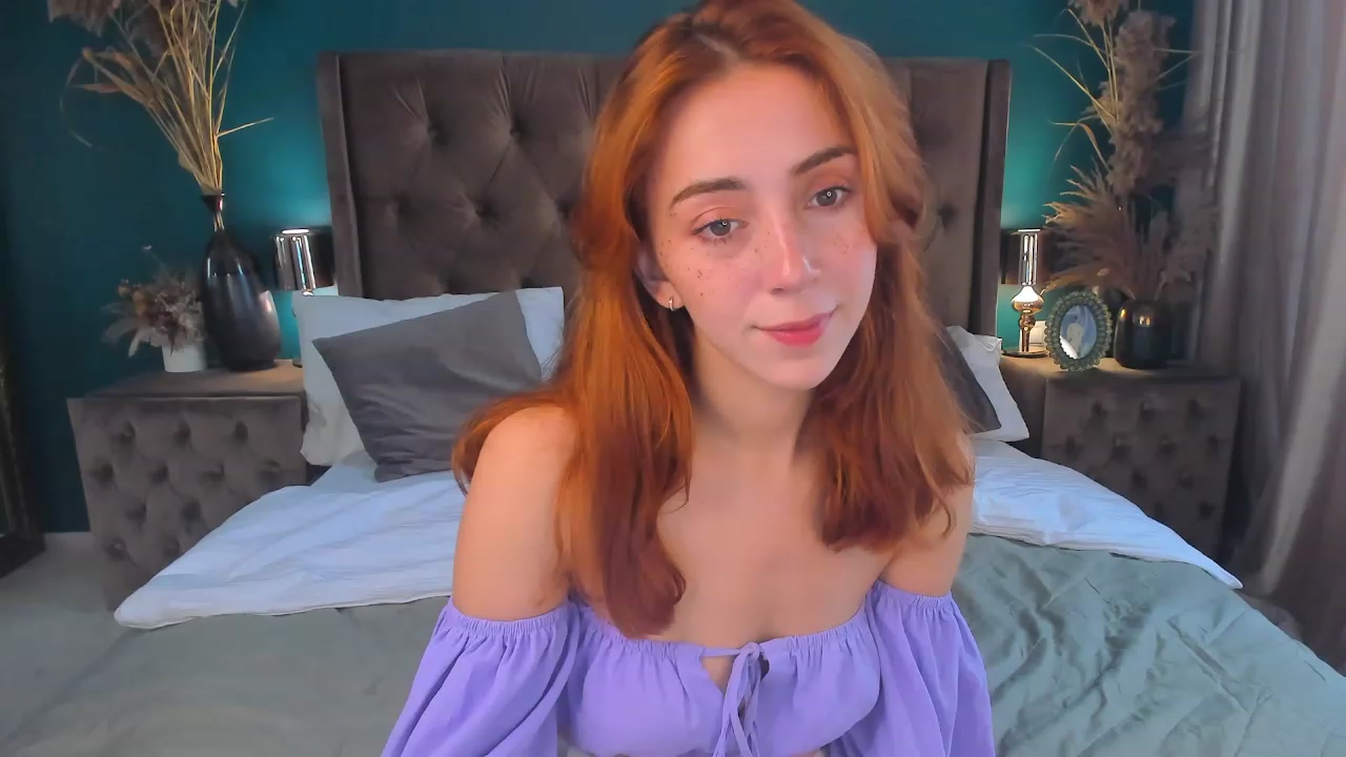 Gallery image thumbnail from ElsaYoung's myfreecams stream on, 08/05/2023, 13:23 image 16 of 20