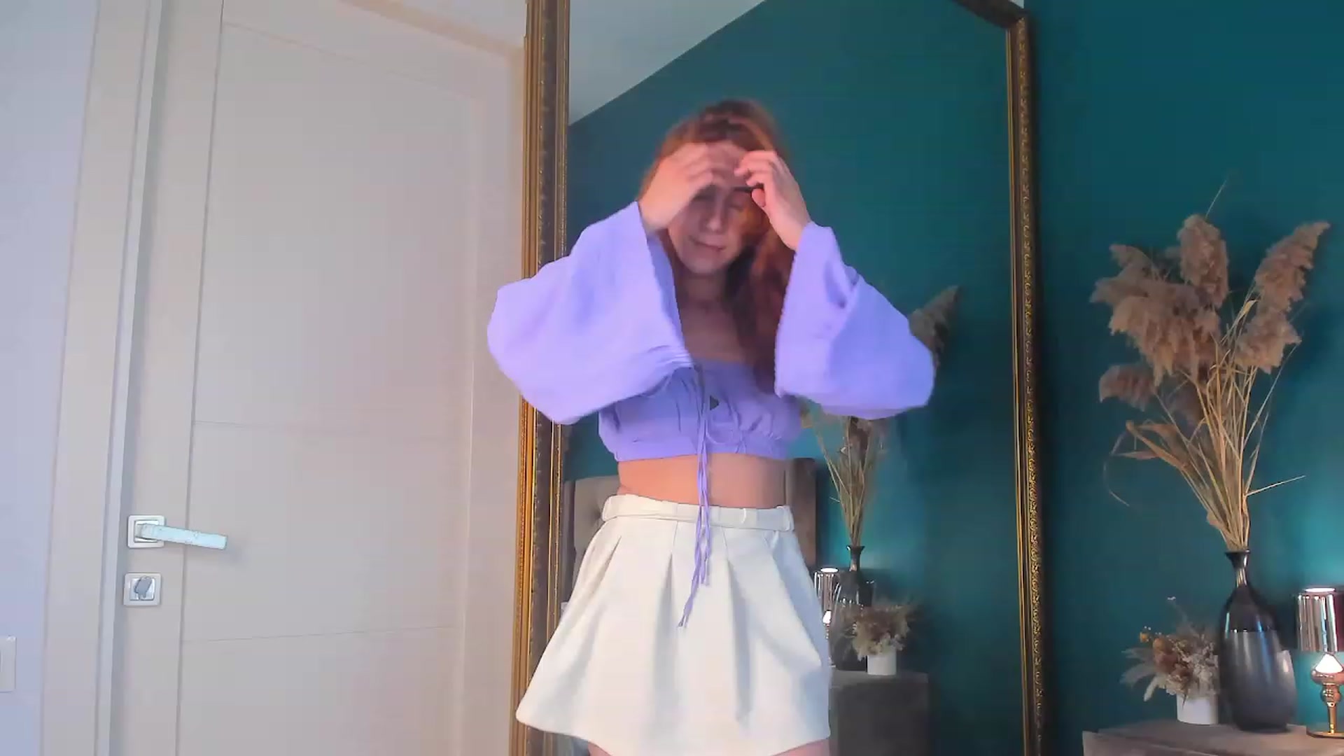 Gallery image thumbnail from ElsaYoung's myfreecams stream on, 08/05/2023, 15:51 image 10 of 20