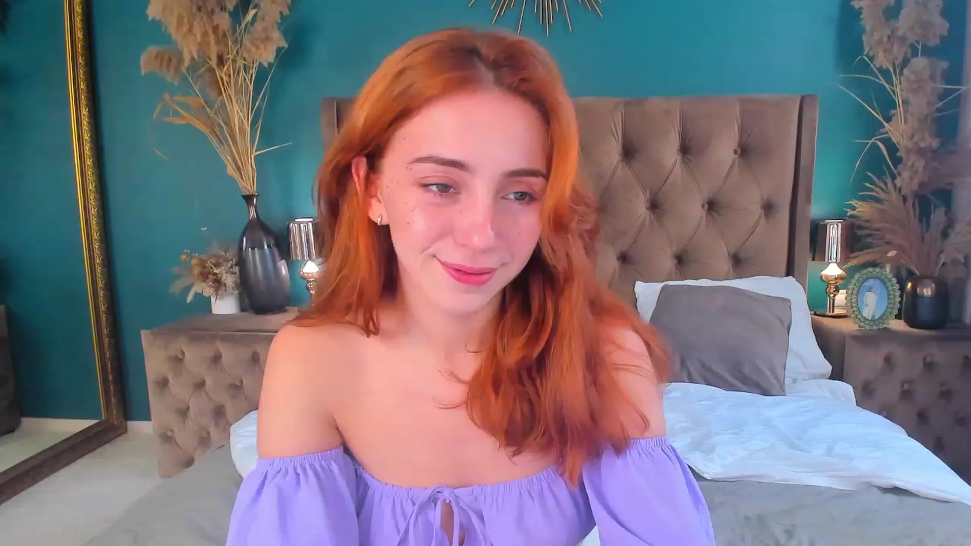 Gallery image thumbnail from ElsaYoung's myfreecams stream on, 08/05/2023, 15:51 image 19 of 20