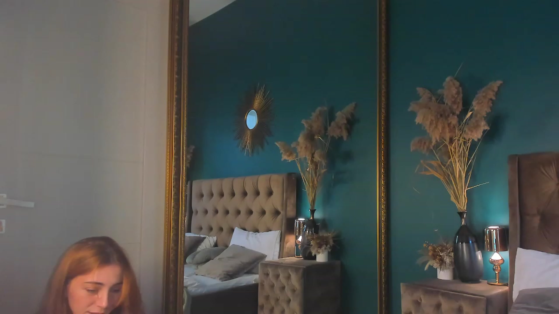 Gallery image thumbnail from ElsaYoung's myfreecams stream on, 08/05/2023, 17:39 image 3 of 20
