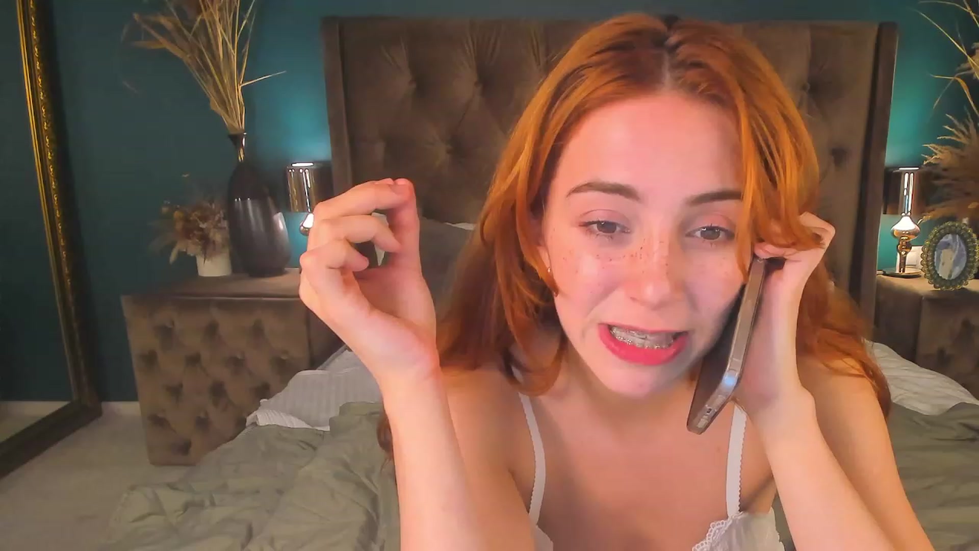Gallery image thumbnail from ElsaYoung's myfreecams stream on, 08/06/2023, 18:46 image 16 of 20