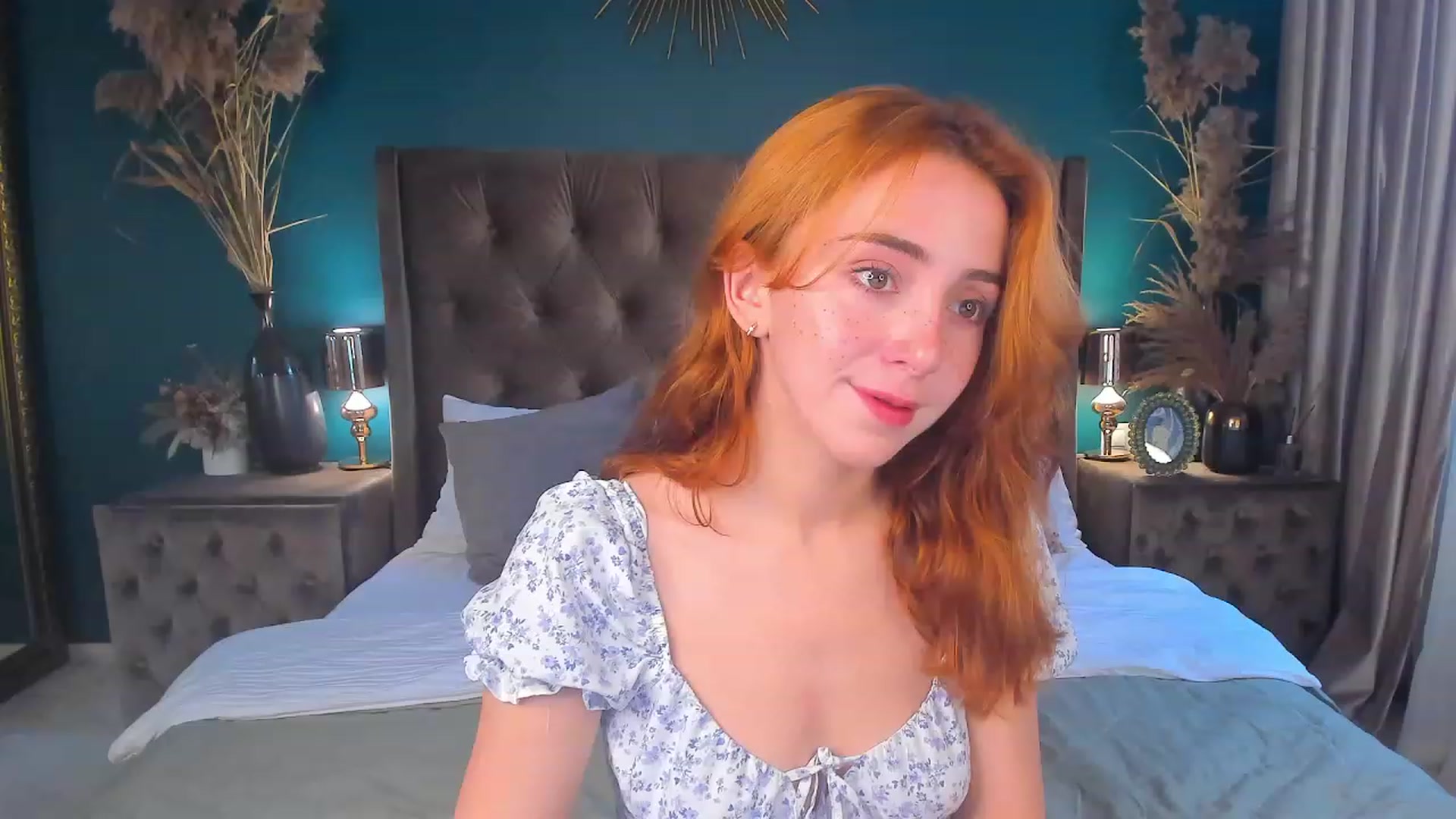 Gallery image thumbnail from ElsaYoung's myfreecams stream on, 08/08/2023, 13:37 image 3 of 20