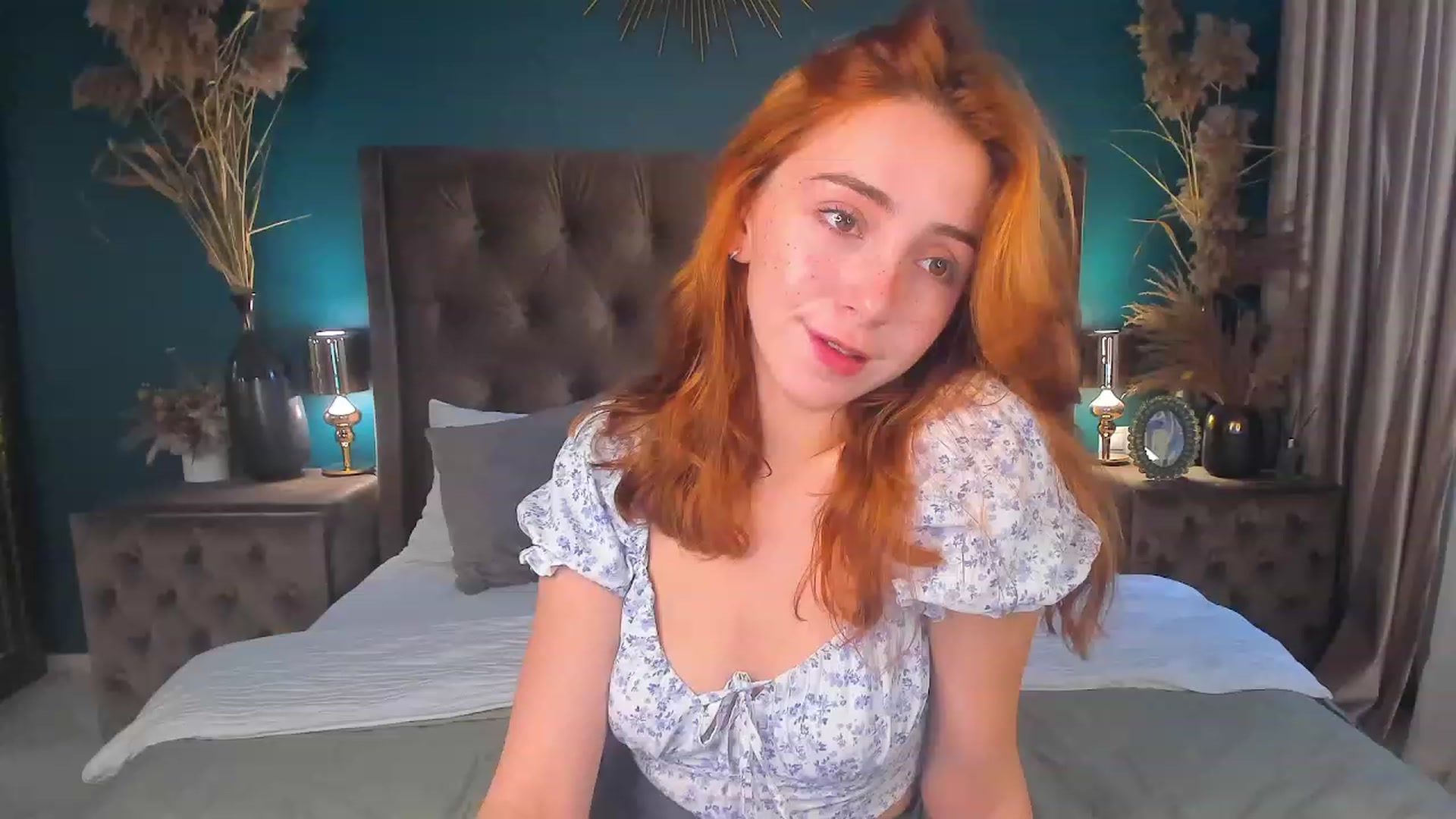 Gallery image thumbnail from ElsaYoung's myfreecams stream on, 08/08/2023, 13:37 image 5 of 20