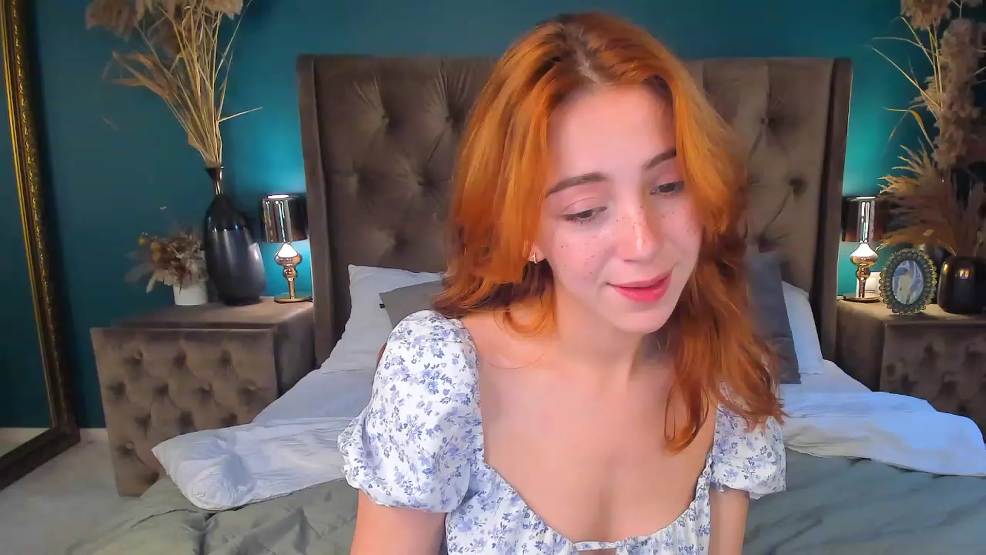 Gallery image thumbnail from ElsaYoung's myfreecams stream on, 08/08/2023, 15:09 image 20 of 20