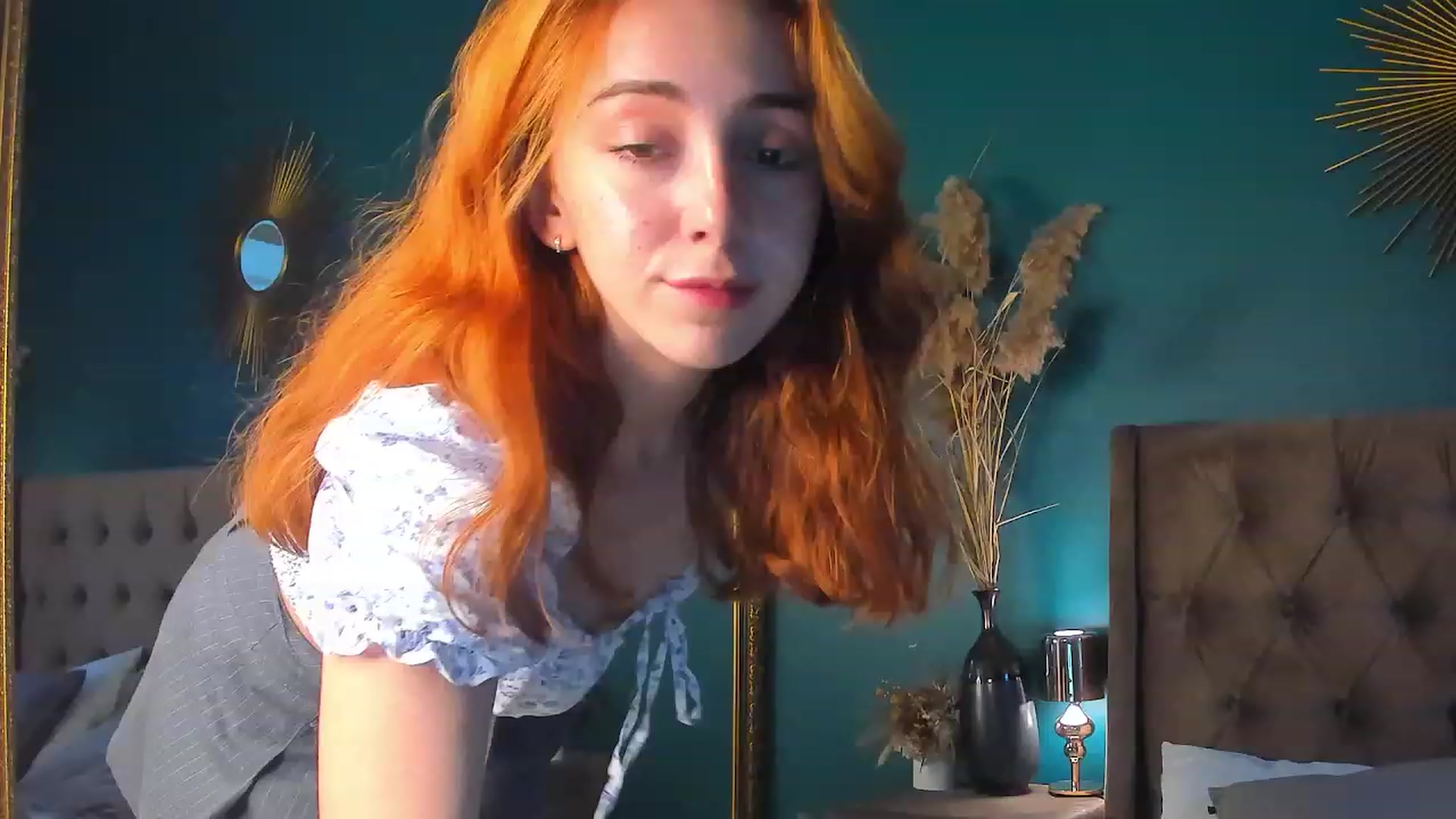 Gallery image thumbnail from ElsaYoung's myfreecams stream on, 08/08/2023, 15:09 image 17 of 20