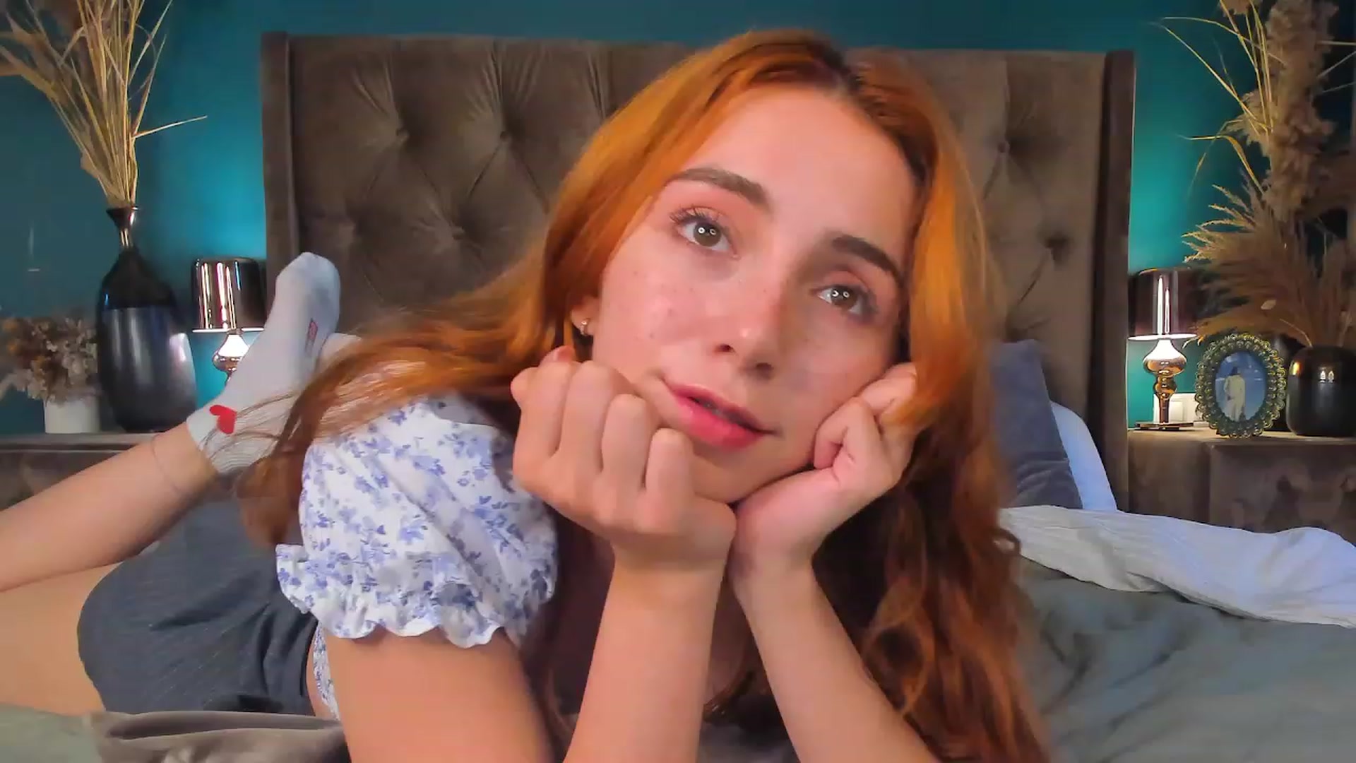 Gallery image thumbnail from ElsaYoung's myfreecams stream on, 08/08/2023, 17:15 image 17 of 20