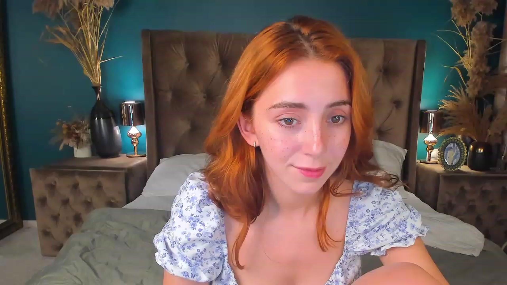 Gallery image thumbnail from ElsaYoung's myfreecams stream on, 08/08/2023, 18:45 image 6 of 20