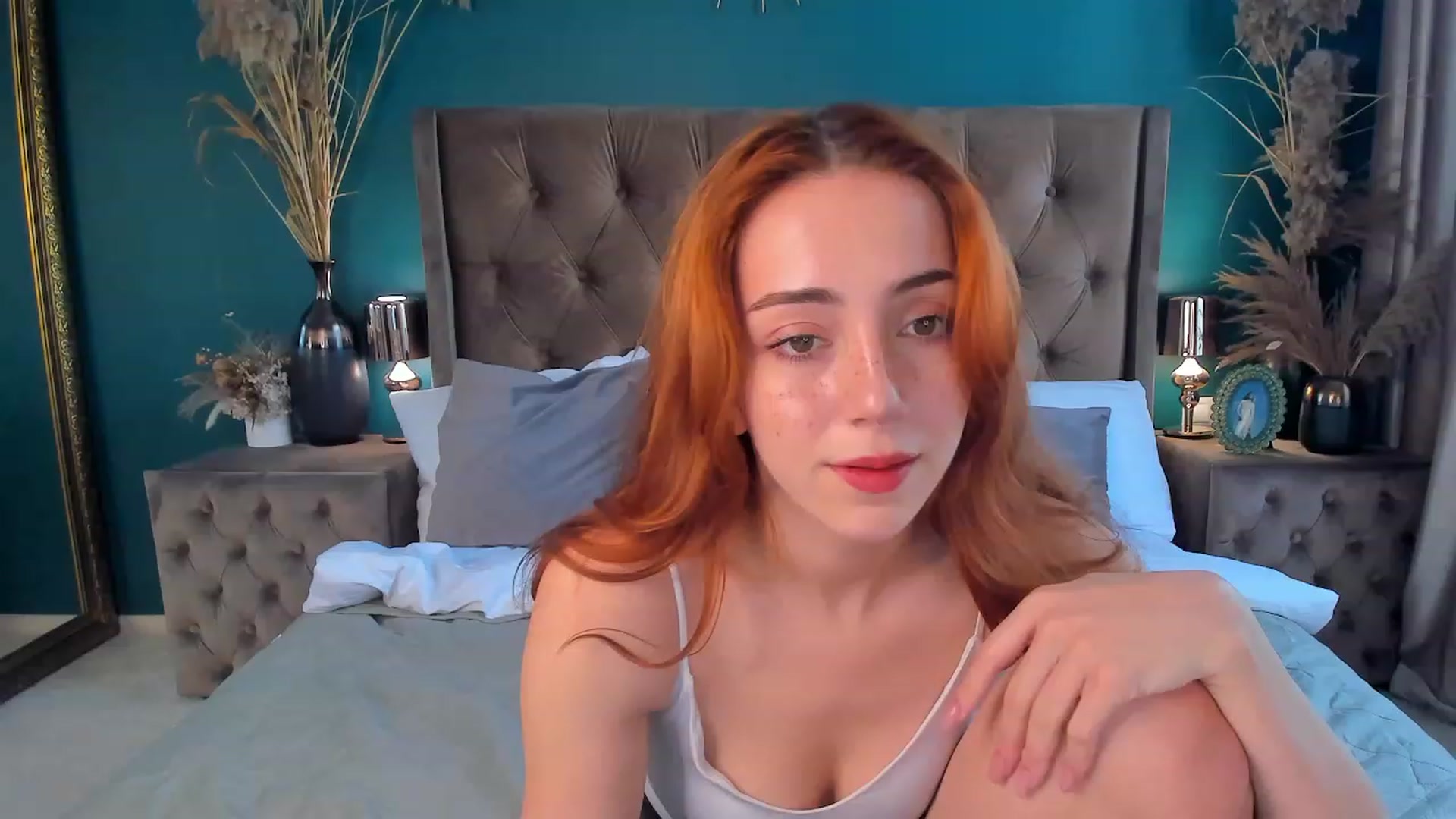 Gallery image thumbnail from ElsaYoung's myfreecams stream on, 08/10/2023, 13:22 image 5 of 20