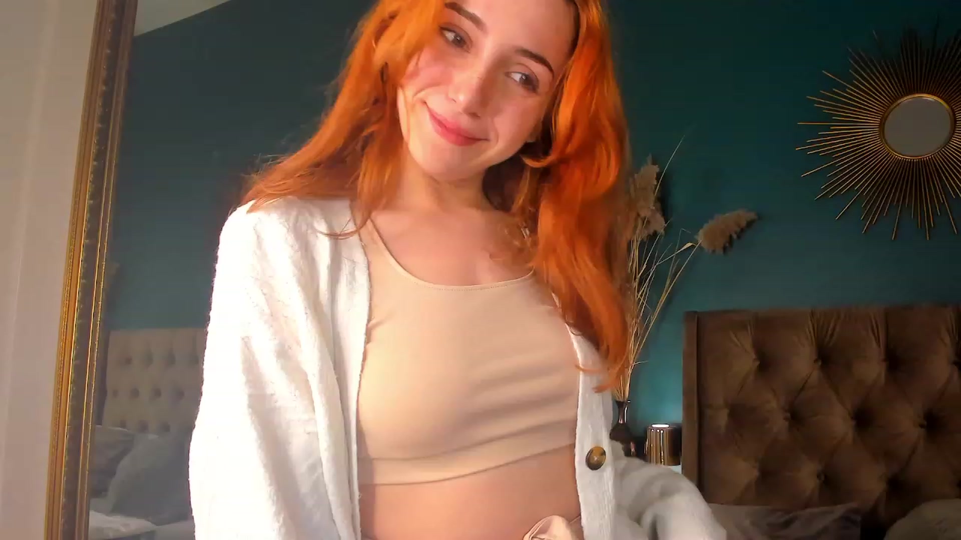 Gallery image thumbnail from ElsaYoung's myfreecams stream on, 08/10/2023, 19:00 image 9 of 20
