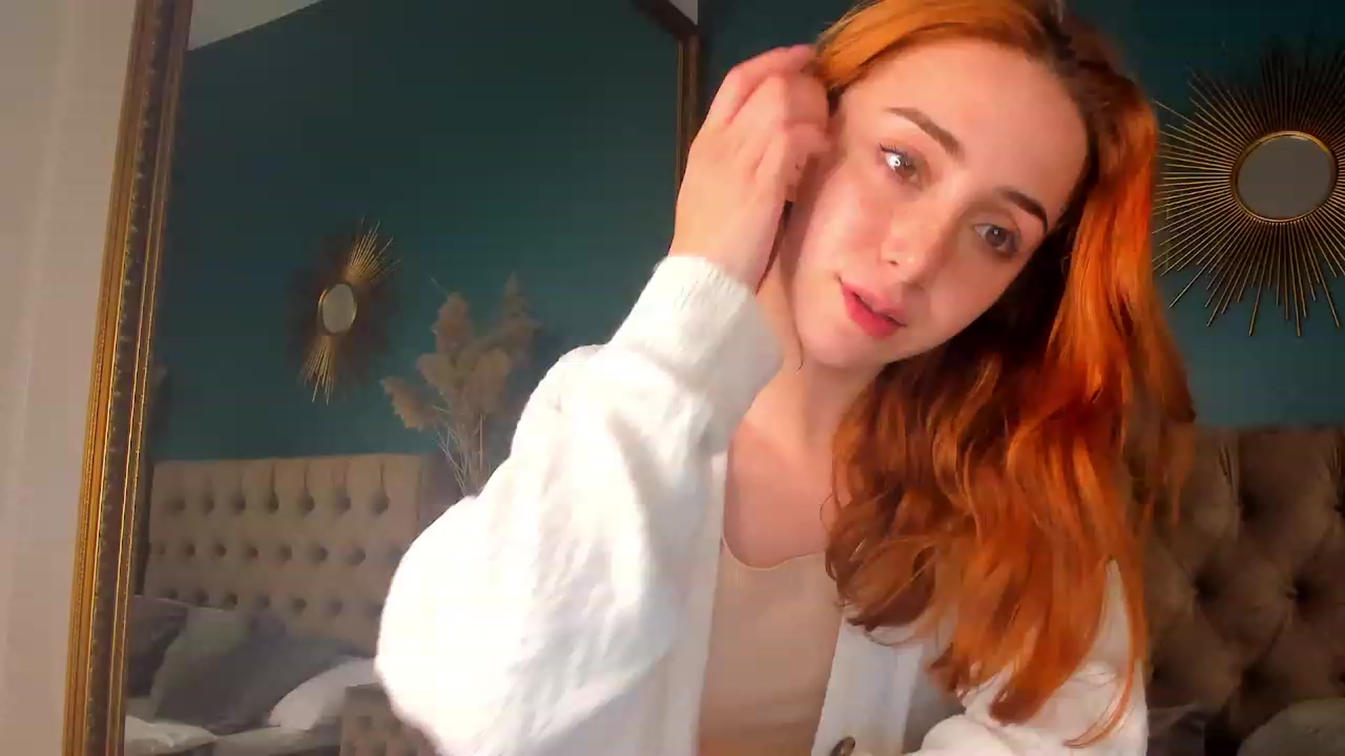 Gallery image thumbnail from ElsaYoung's myfreecams stream on, 08/10/2023, 19:00 image 12 of 20