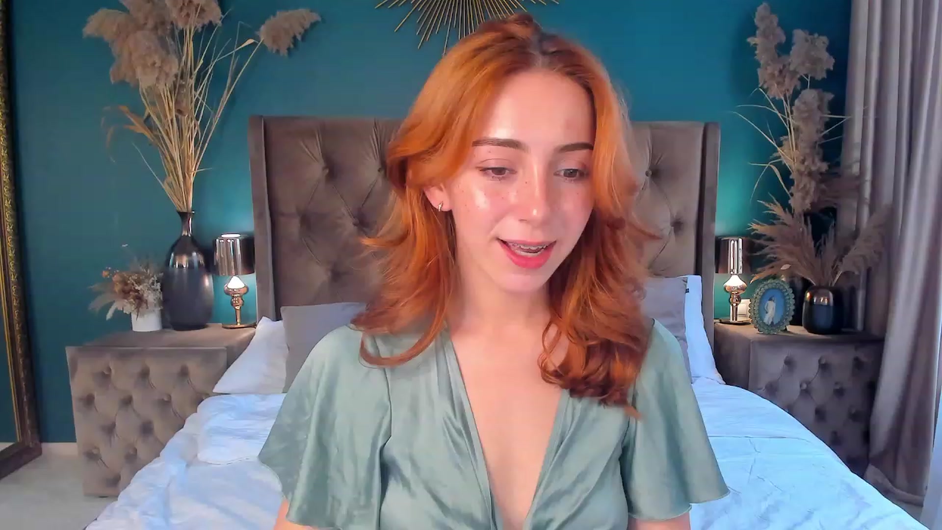 Gallery image thumbnail from ElsaYoung's myfreecams stream on, 08/11/2023, 12:37 image 4 of 20