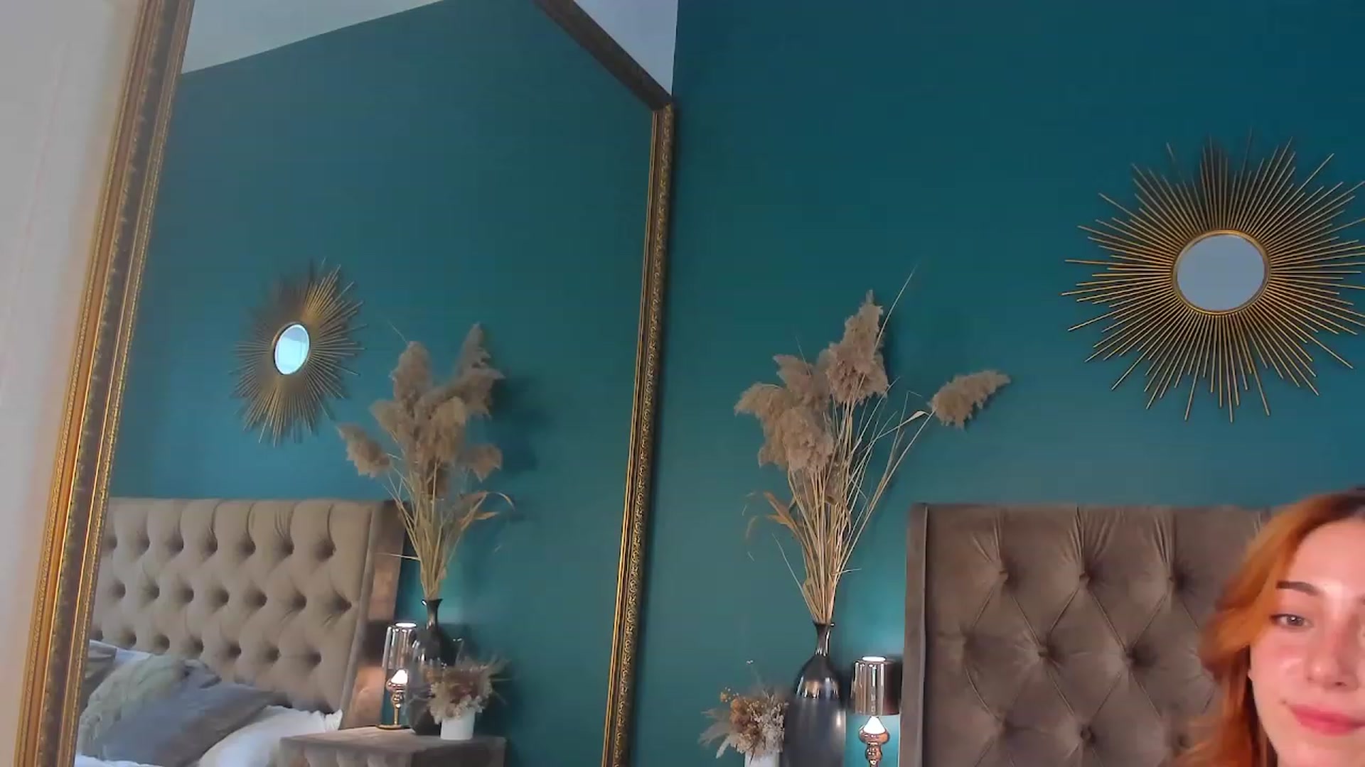 Gallery image thumbnail from ElsaYoung's myfreecams stream on, 08/11/2023, 12:37 image 3 of 20