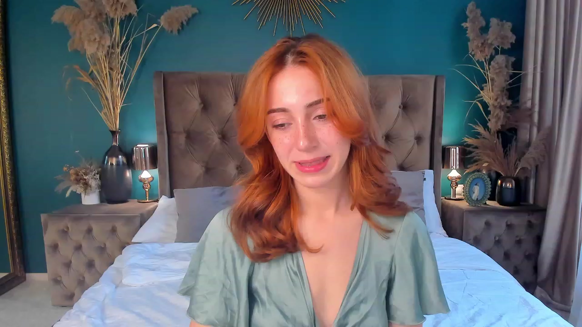 Gallery image thumbnail from ElsaYoung's myfreecams stream on, 08/11/2023, 12:37 image 9 of 20