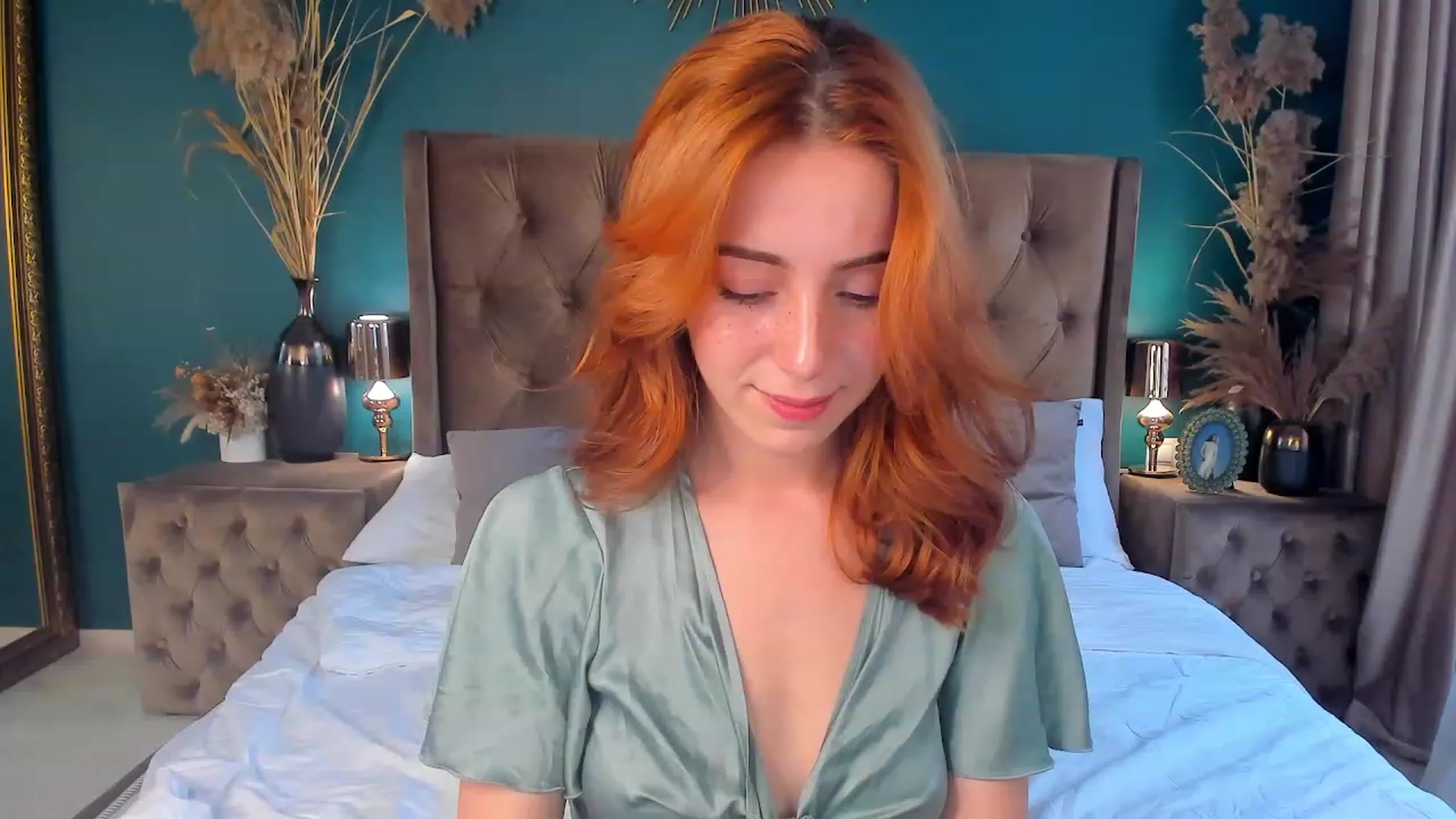 Gallery image thumbnail from ElsaYoung's myfreecams stream on, 08/11/2023, 13:28 image 17 of 20