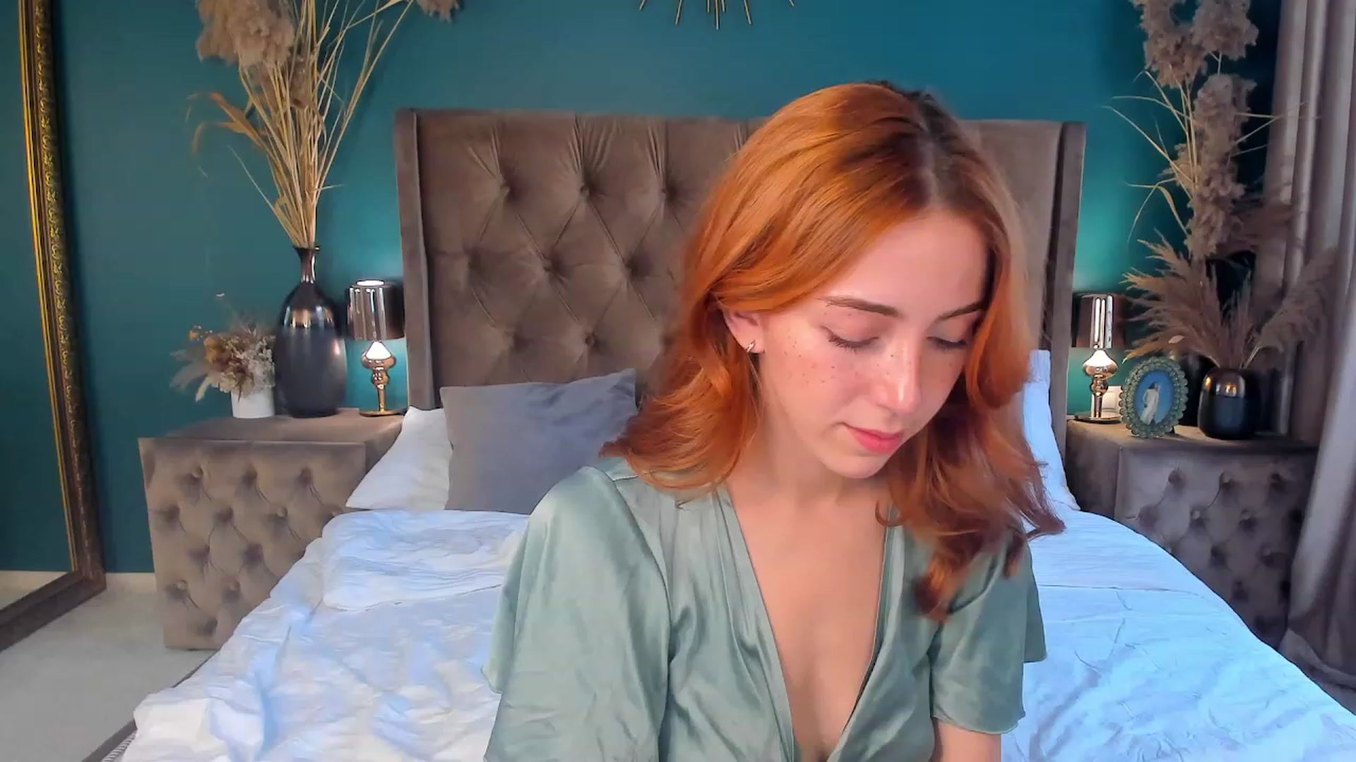 Gallery image thumbnail from ElsaYoung's myfreecams stream on, 08/11/2023, 13:28 image 10 of 20