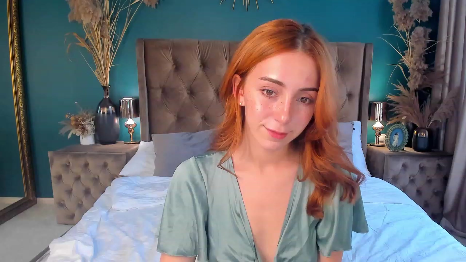 Gallery image thumbnail from ElsaYoung's myfreecams stream on, 08/11/2023, 13:28 image 1 of 20