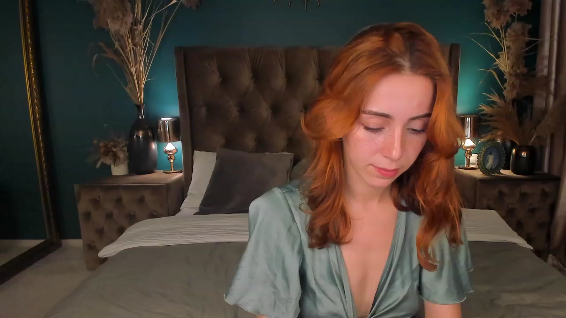 Gallery image thumbnail from ElsaYoung's myfreecams stream on, 08/11/2023, 19:01 image 18 of 20