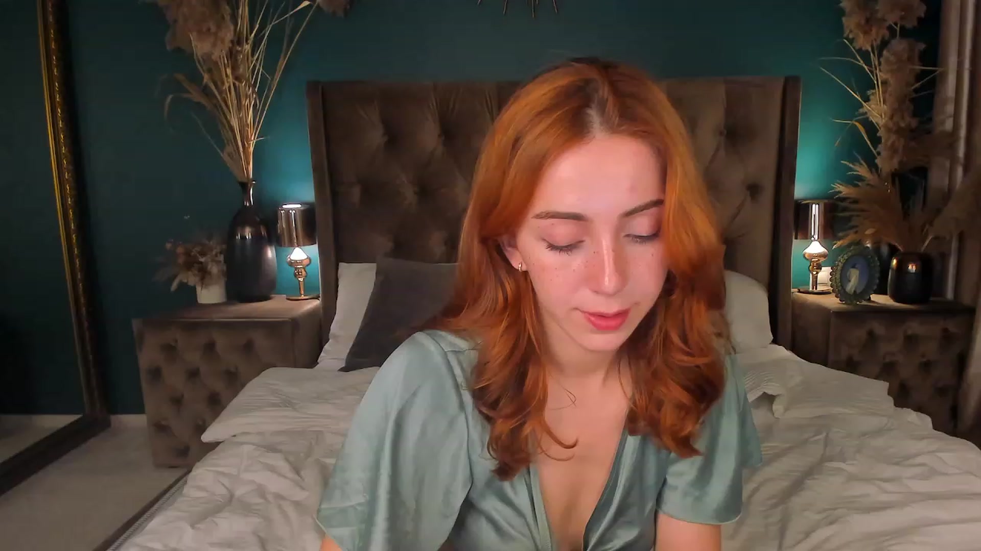 Gallery image thumbnail from ElsaYoung's myfreecams stream on, 08/11/2023, 19:01 image 16 of 20