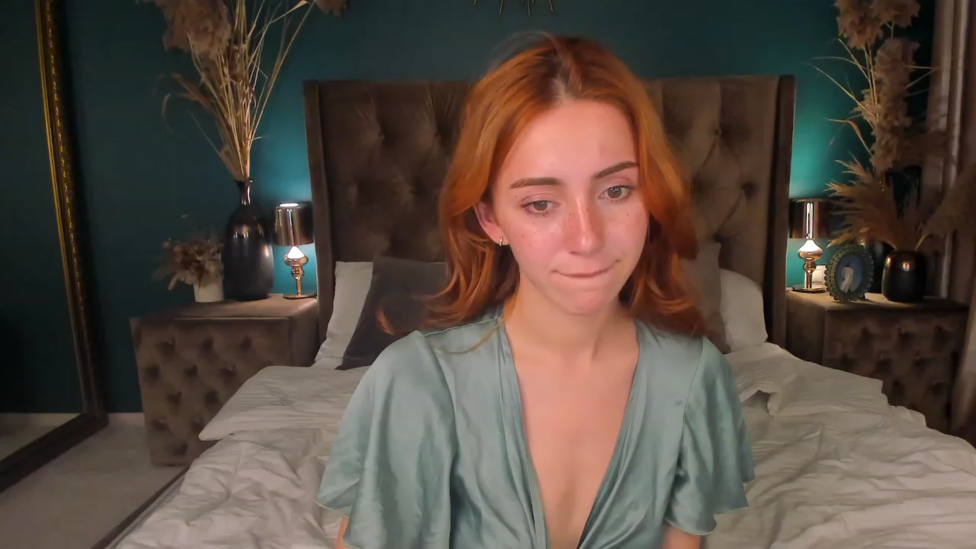 Gallery image thumbnail from ElsaYoung's myfreecams stream on, 08/11/2023, 19:01 image 10 of 20