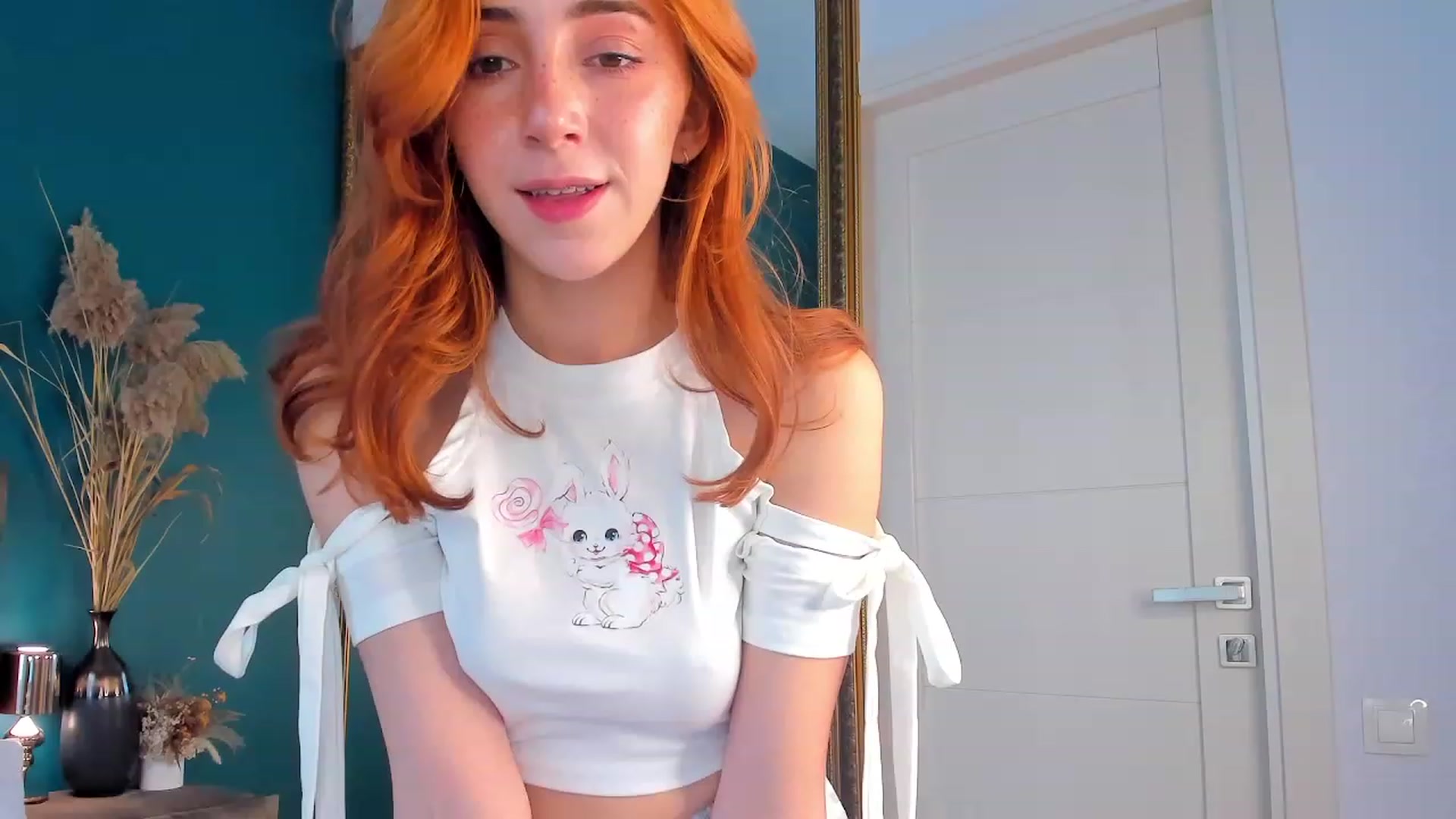 Gallery image thumbnail from ElsaYoung's myfreecams stream on, 08/13/2023, 14:08 image 2 of 20
