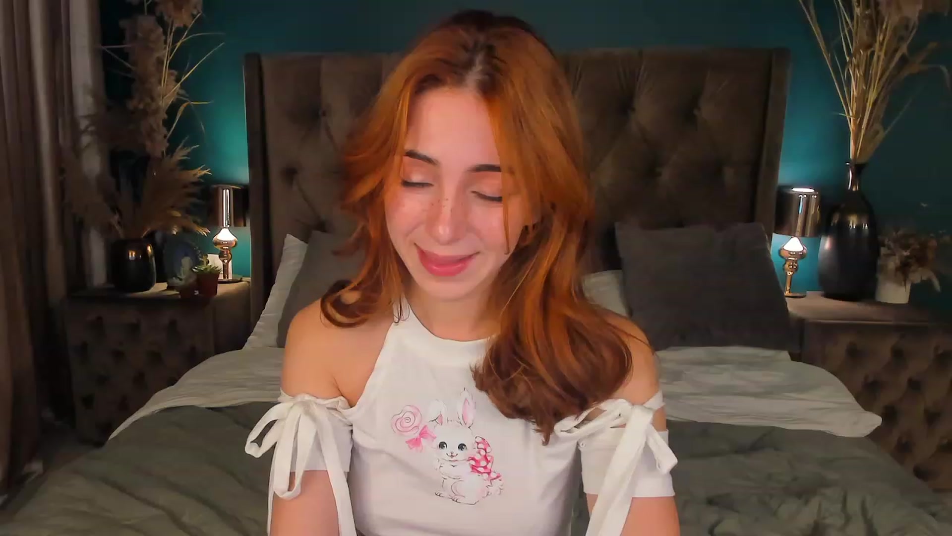 Gallery image thumbnail from ElsaYoung's myfreecams stream on, 08/13/2023, 18:06 image 11 of 20