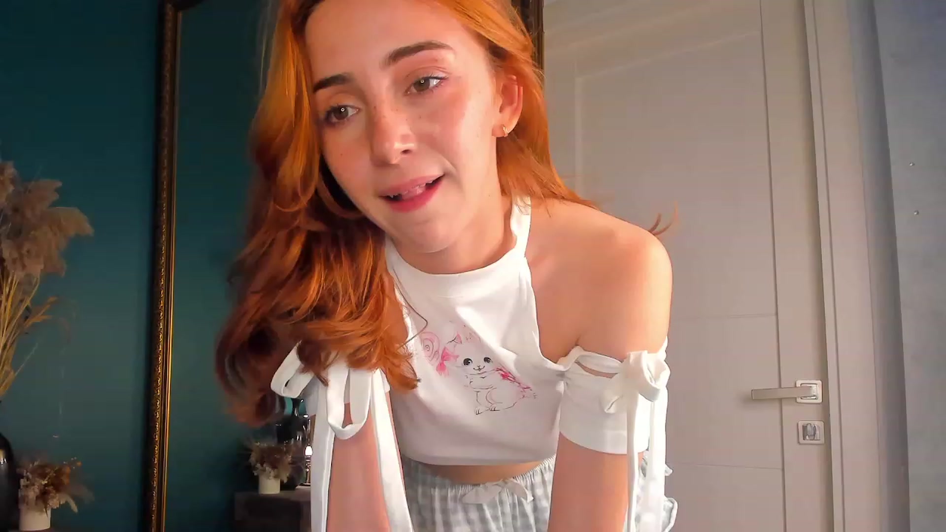 Gallery image thumbnail from ElsaYoung's myfreecams stream on, 08/13/2023, 18:06 image 17 of 20