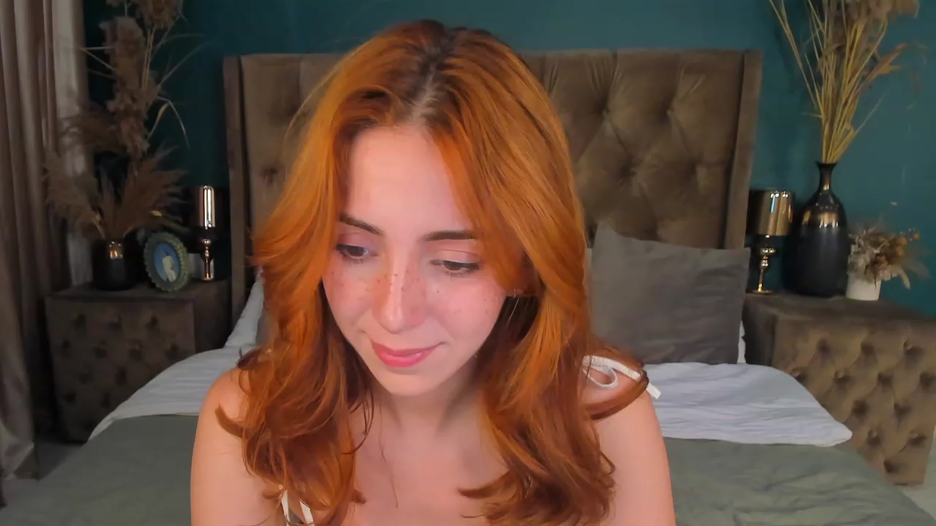 Gallery image thumbnail from ElsaYoung's myfreecams stream on, 08/13/2023, 19:03 image 16 of 20