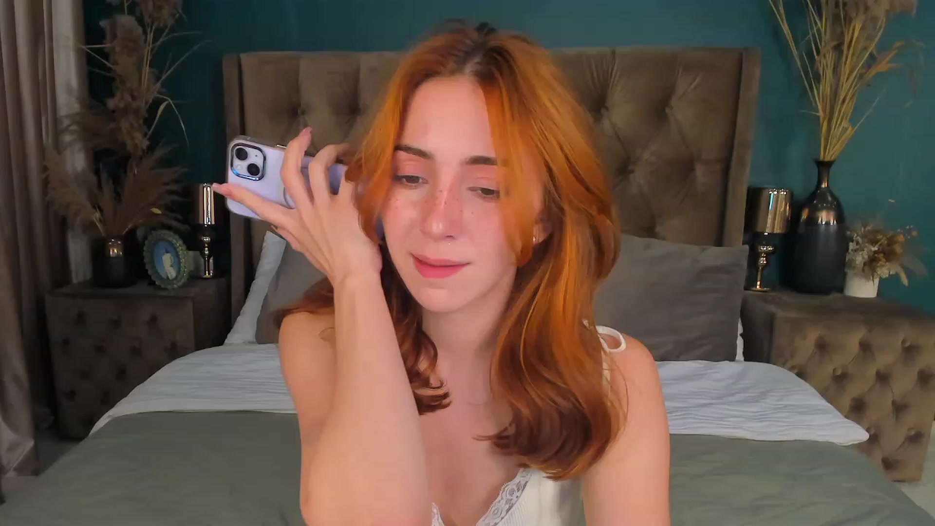 Gallery image thumbnail from ElsaYoung's myfreecams stream on, 08/13/2023, 19:03 image 3 of 20