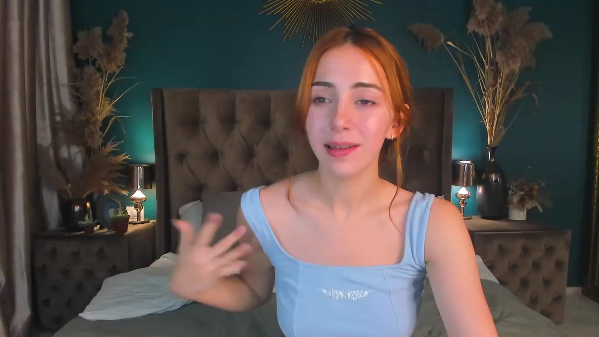 Gallery image thumbnail from ElsaYoung's myfreecams stream on, 08/15/2023, 19:18 image 15 of 20