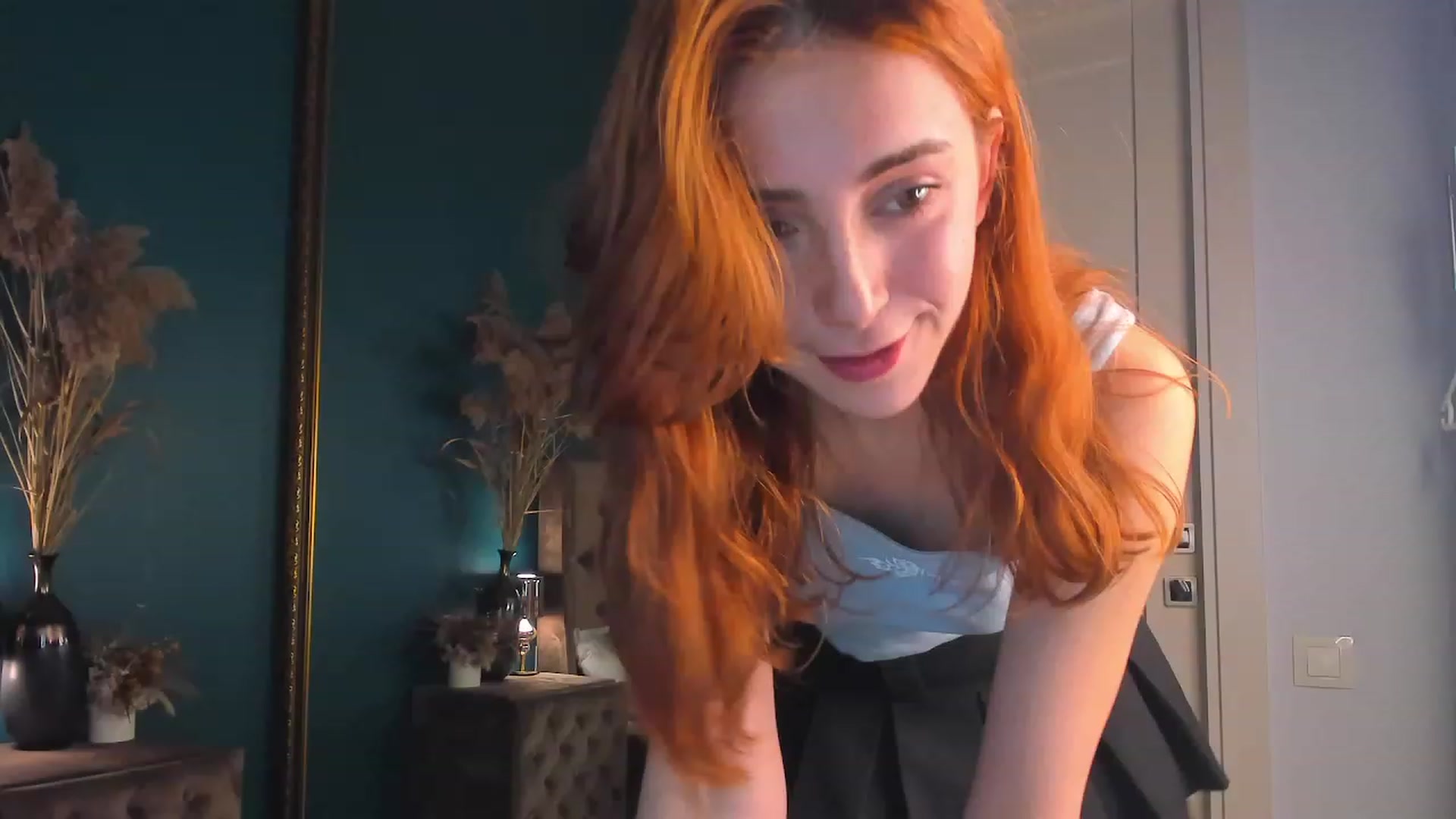 Gallery image thumbnail from ElsaYoung's myfreecams stream on, 08/15/2023, 19:18 image 4 of 20