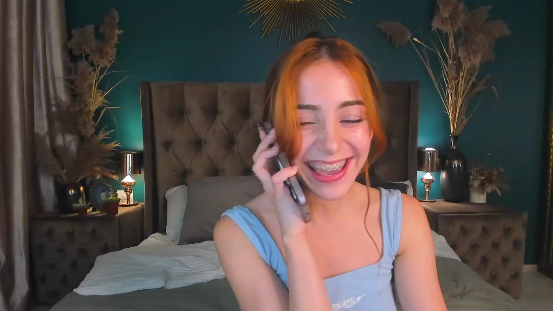 Gallery image thumbnail from ElsaYoung's myfreecams stream on, 08/15/2023, 19:18 image 13 of 20