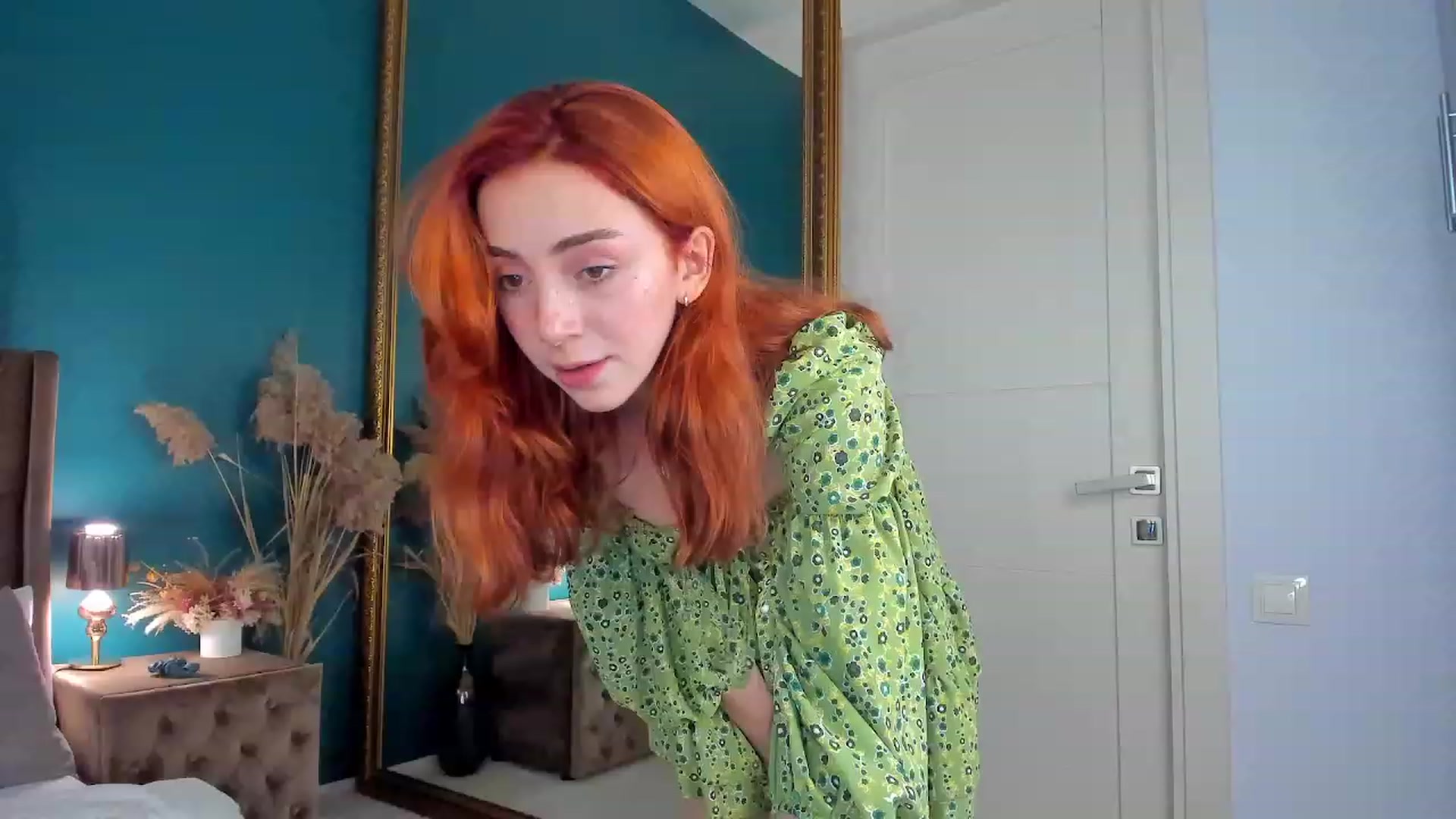 Gallery image thumbnail from ElsaYoung's myfreecams stream on, 08/18/2023, 13:01 image 4 of 20